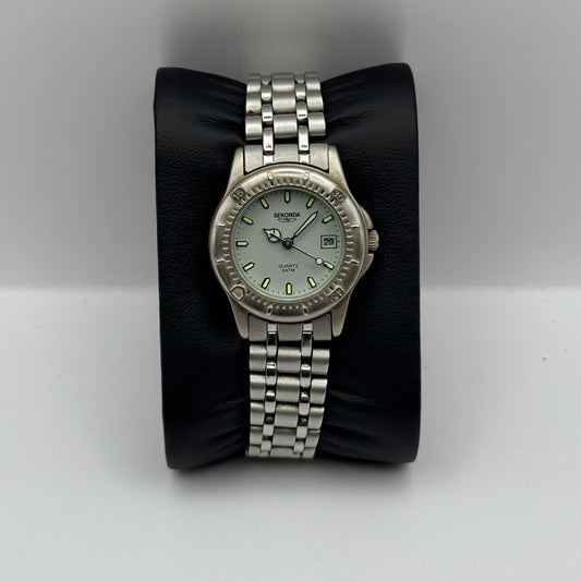 Sekonda Ladies Quartz Watch Date Dial Silver Tone Bracelet Working 28mm