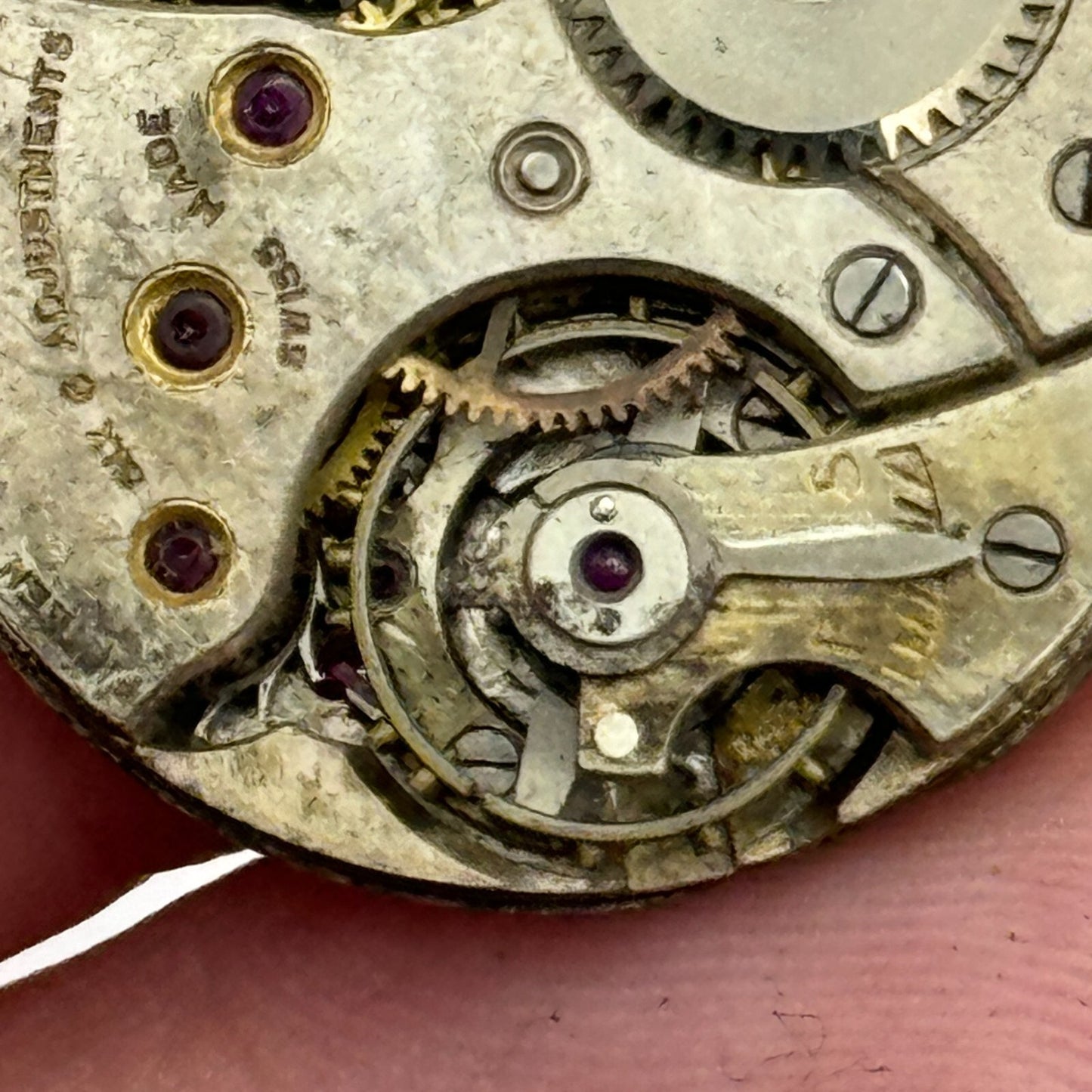 23.6mm Possibly Movado 15 Jewels 4 Adjustments Manual Wind Swiss Watch Movement