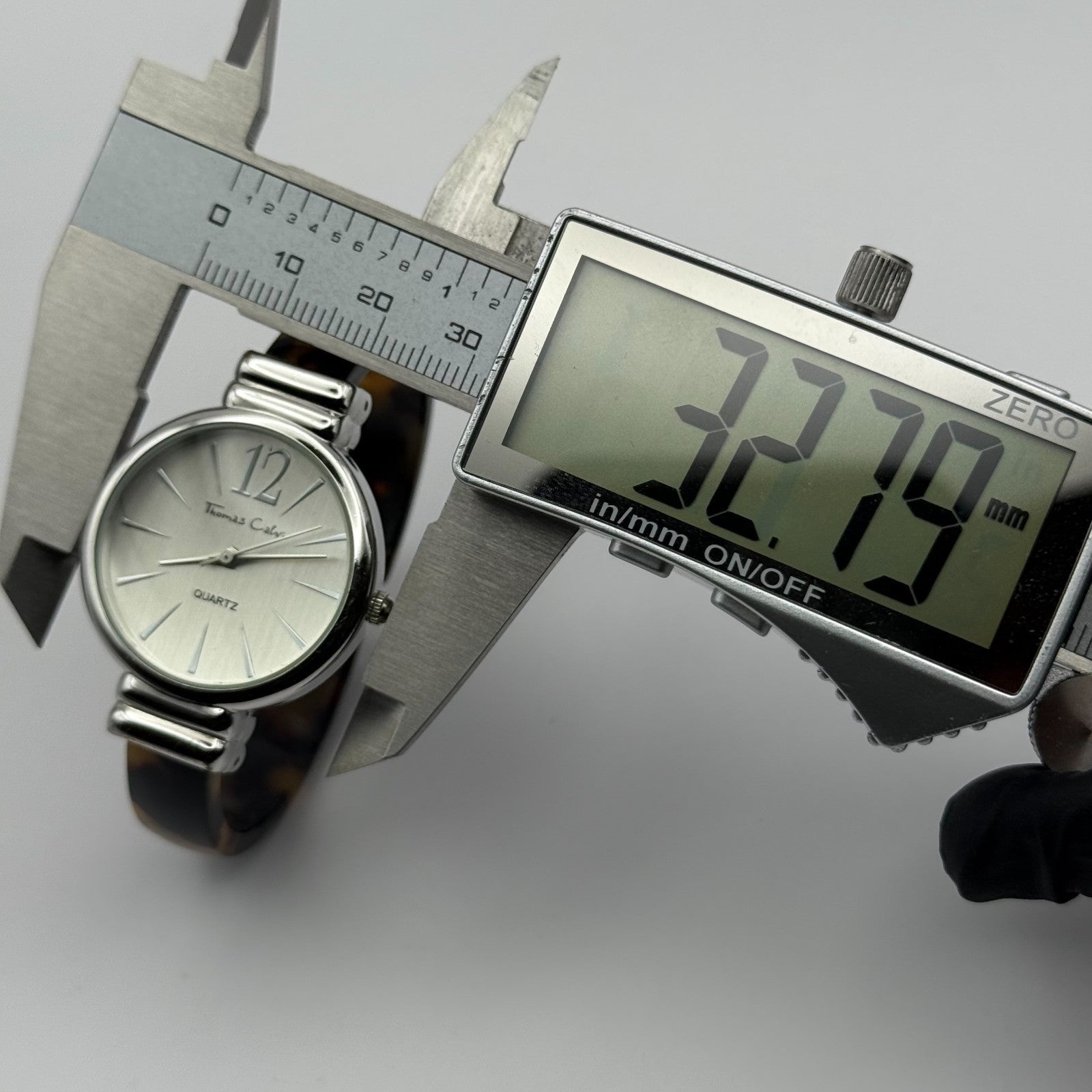 Thomas Calvi Ladies Quartz Watch Bangle Strap Working 30mm