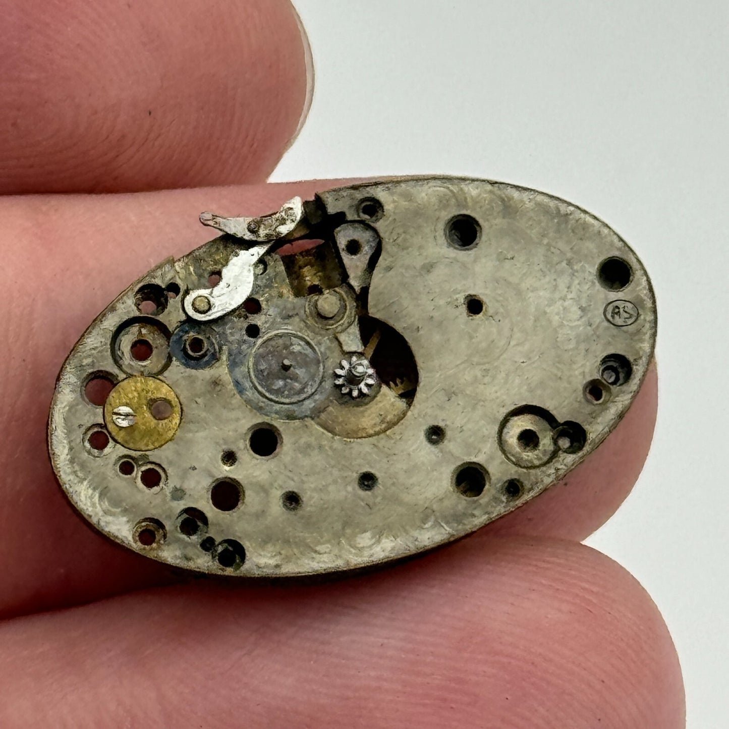 15.2mm Etna Watch Co As 24 A Schild Partial Manual Wind Watch Movement PARTS