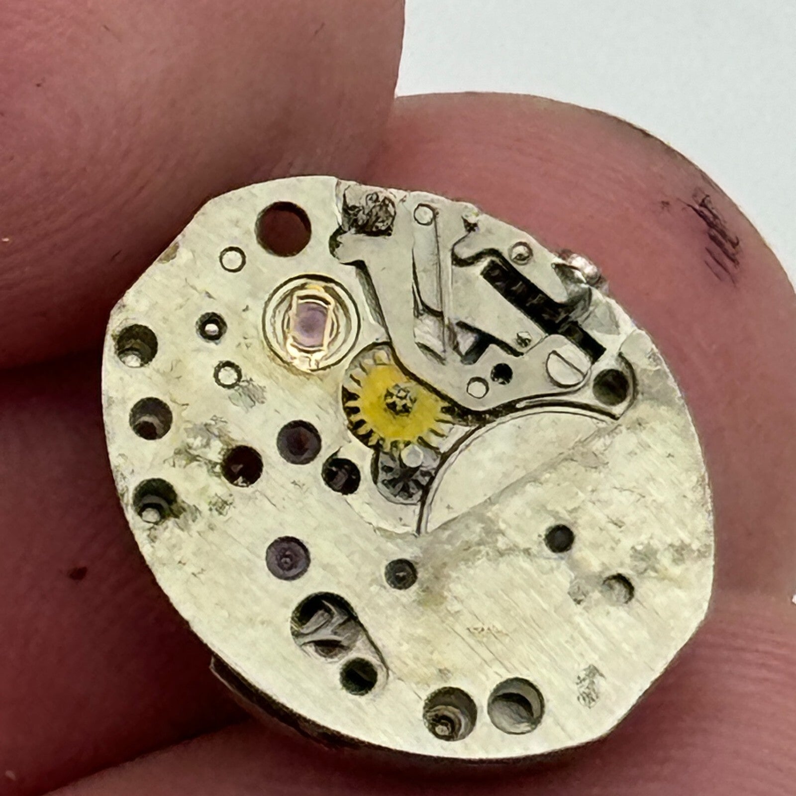 Glashutte GUB 09-20 Watch Movement Ladies Manual Wind Vintage Swiss Parts 12.9mm