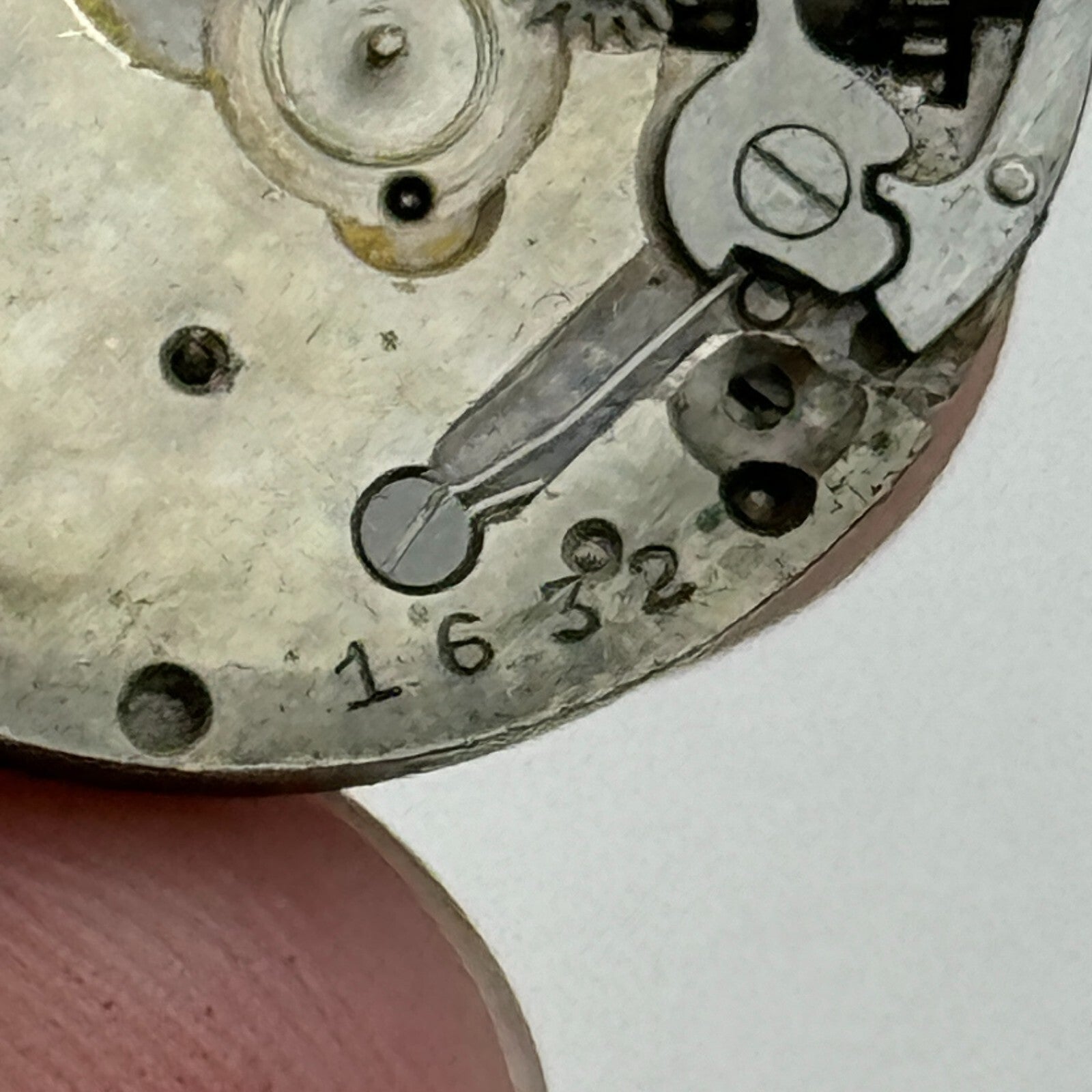 23.2mm Possibly Movado 15 Jewels 4 Adjustments Manual Wind Watch Movement PARTS