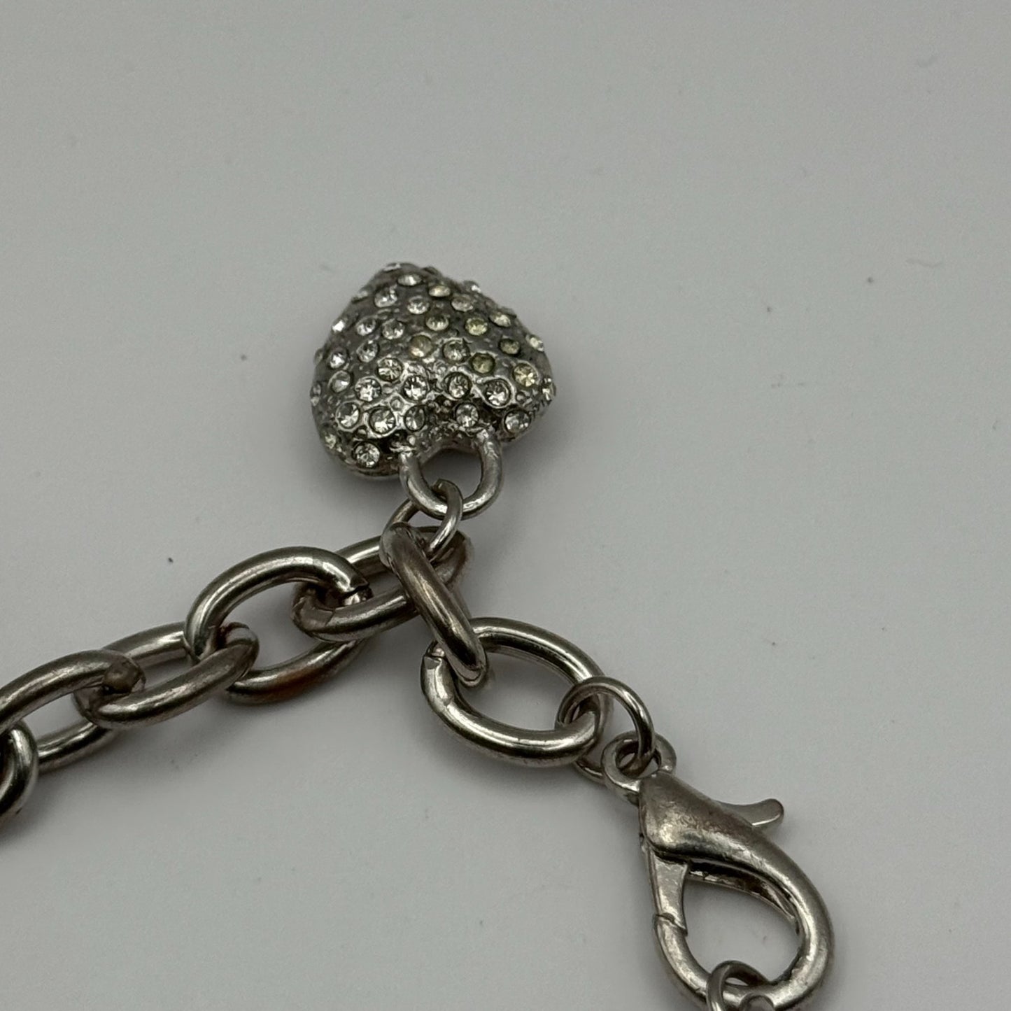 Ladies Quartz Watch Heart Dial Silver Tone Bracelet Stylish Charms Working 28mm