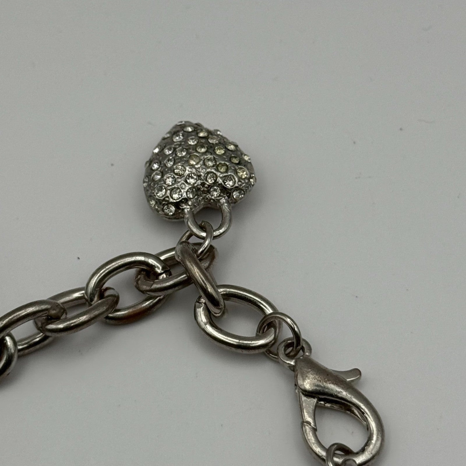 Ladies Quartz Watch Heart Dial Silver Tone Bracelet Stylish Charms Working 28mm