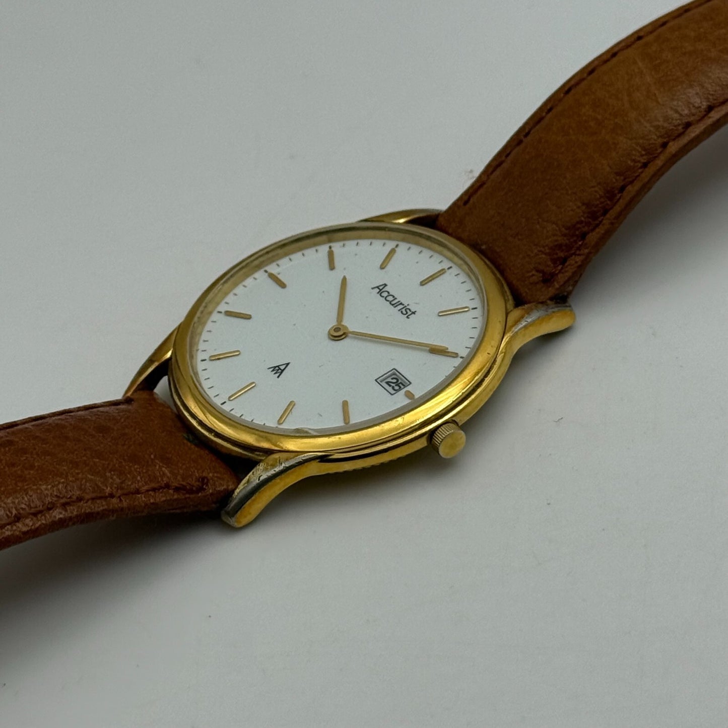 33mm Working Vintage Accurist 404000 Date Dial Leather Quartz Watch New Battery