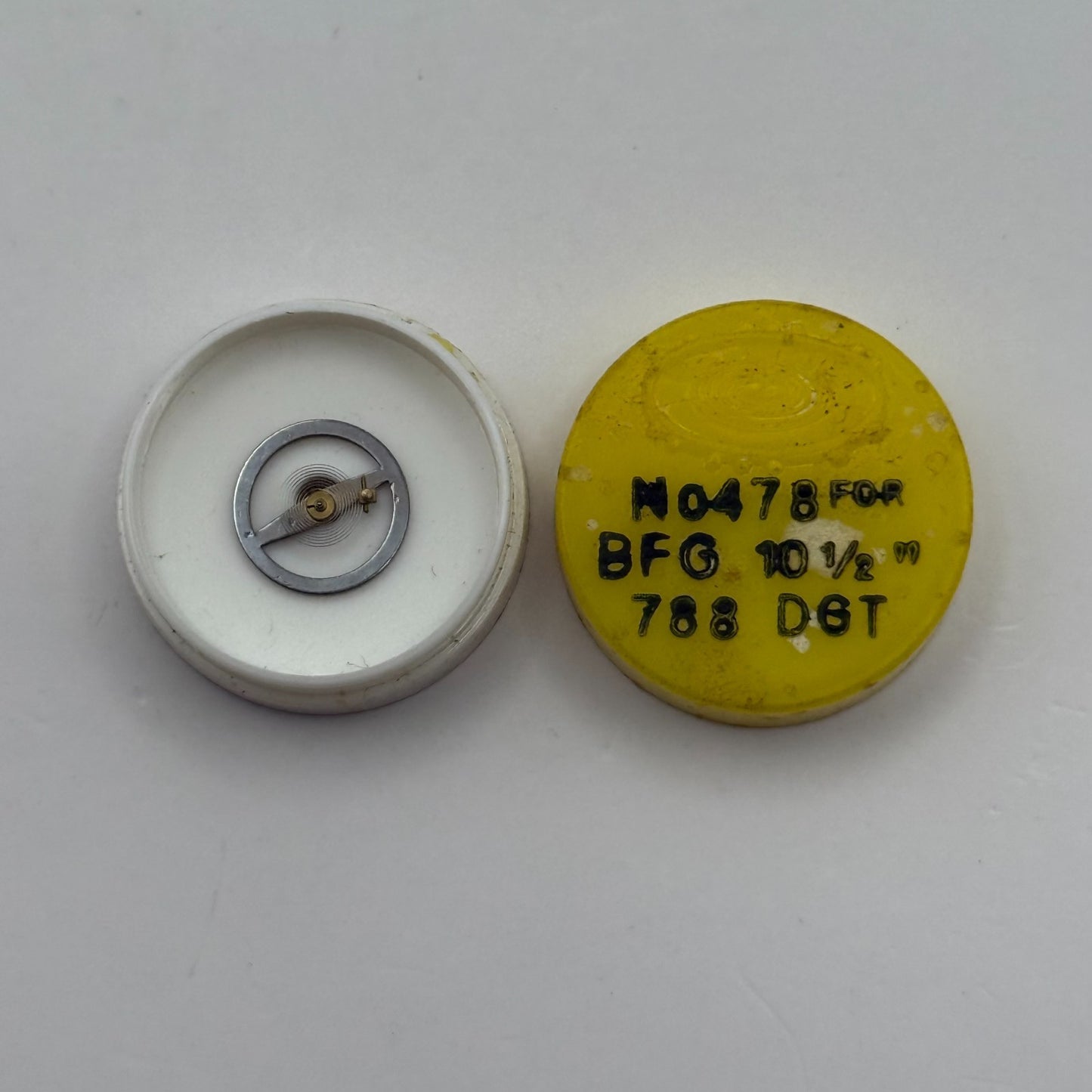 BFG 788 Balance Wheel Complete And Spring 10½’’’ DGT Watch Movement Parts NOS