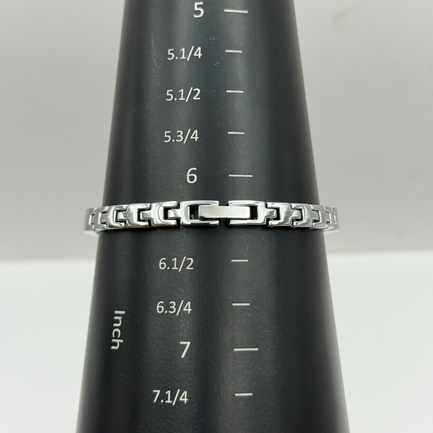 22mm Working Ladies Sekonda Two Tone Jewelled Quartz Japan Watch 6.25 Inches