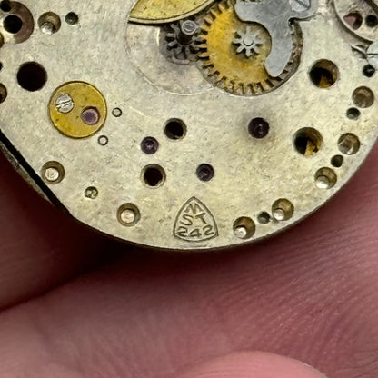 23.6mm Roamer MST 242 Manual Wind 15 Jewels Swiss Watch Movement PARTS SPARES