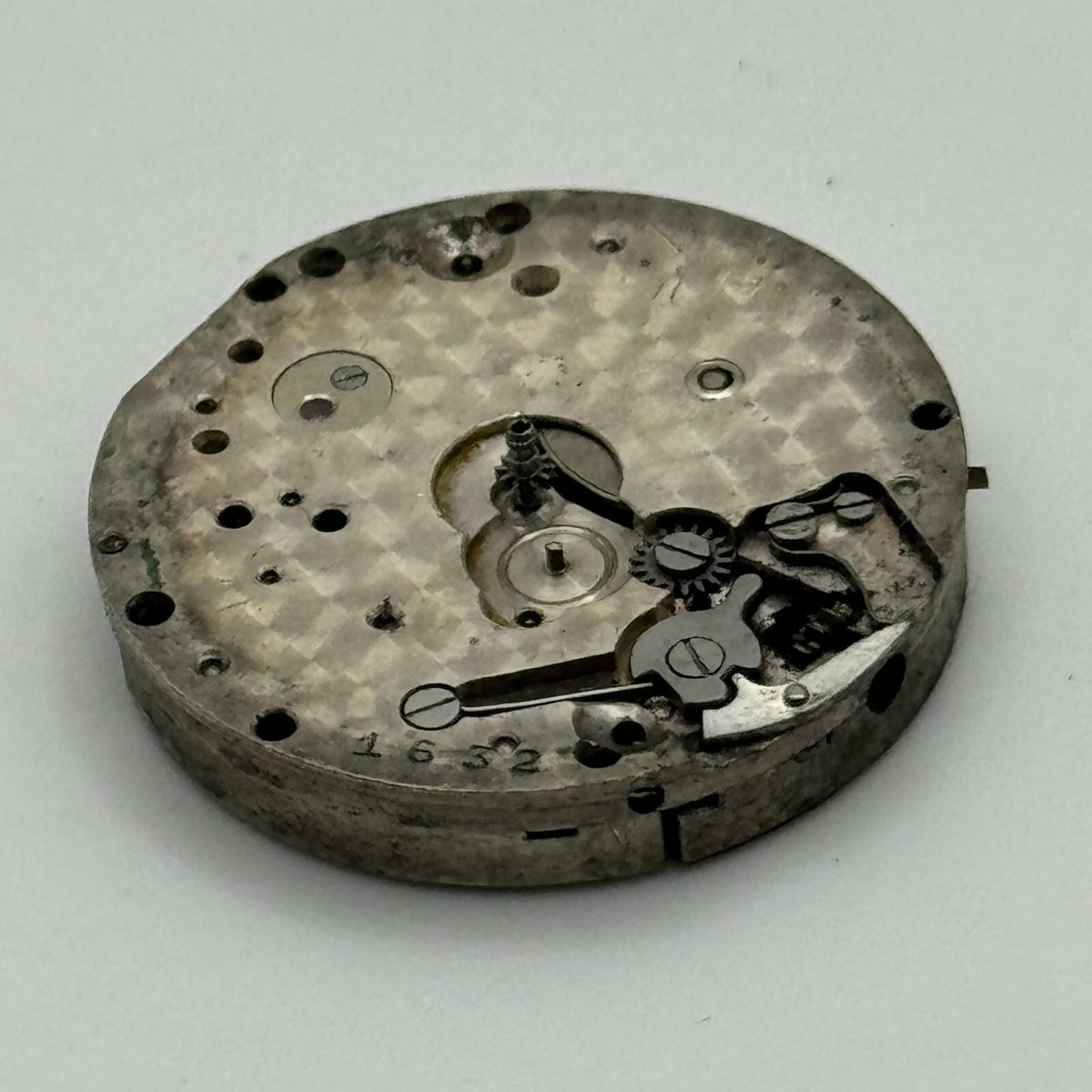 23.2mm Possibly Movado 15 Jewels 4 Adjustments Manual Wind Watch Movement PARTS