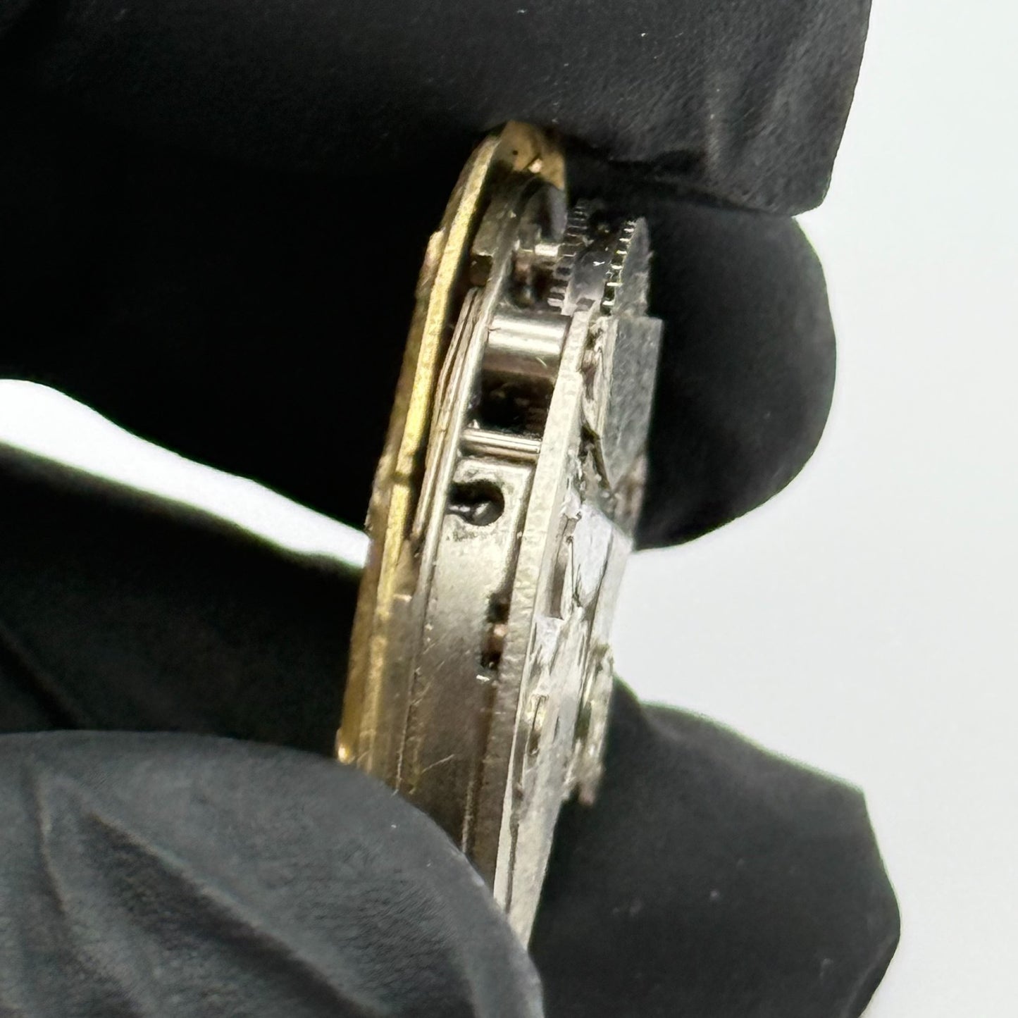 EB 8800 Watch Movement Dimetron Manual Wind Vintage Swiss Parts Repair 26.9mm