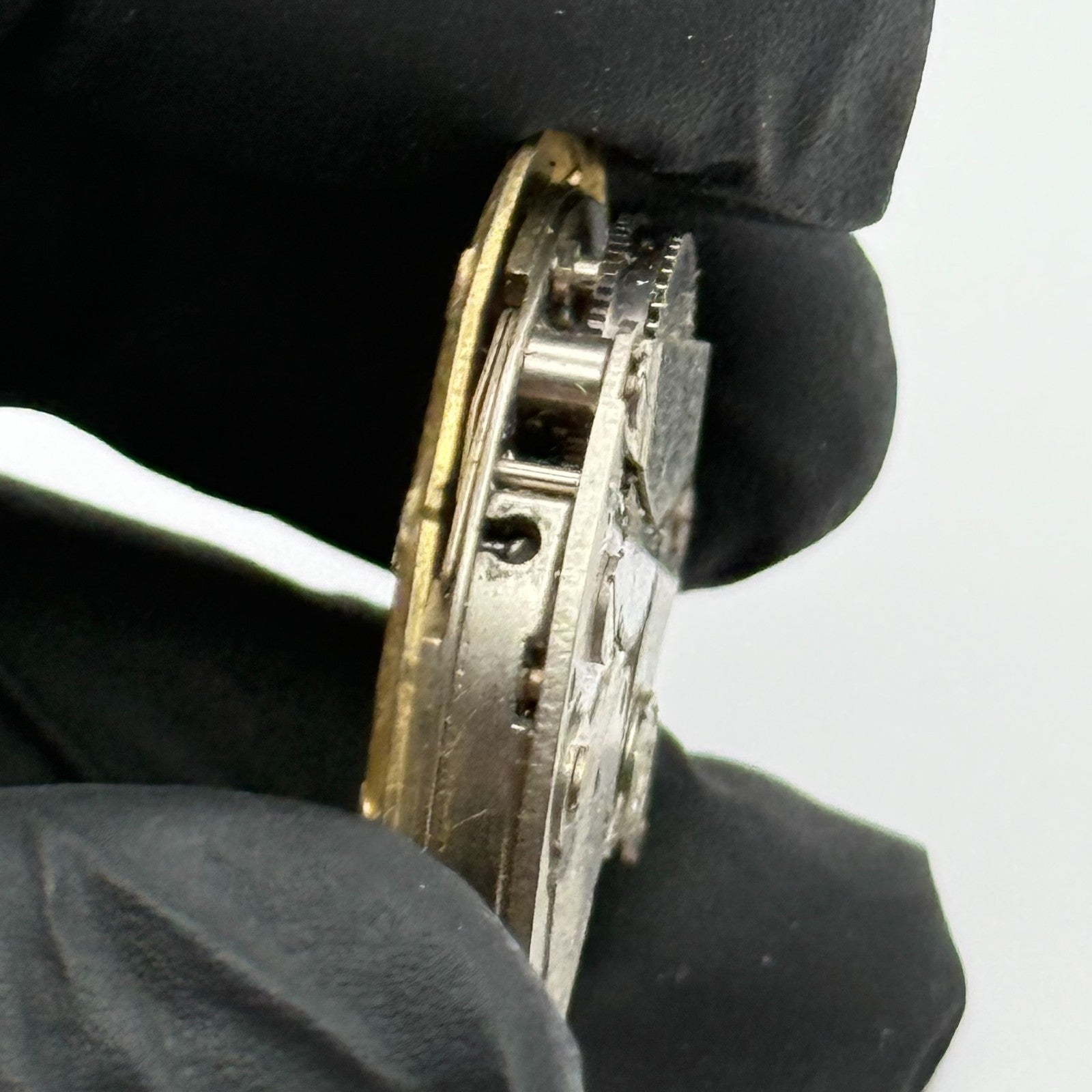 EB 8800 Watch Movement Dimetron Manual Wind Vintage Swiss Parts Repair 26.9mm