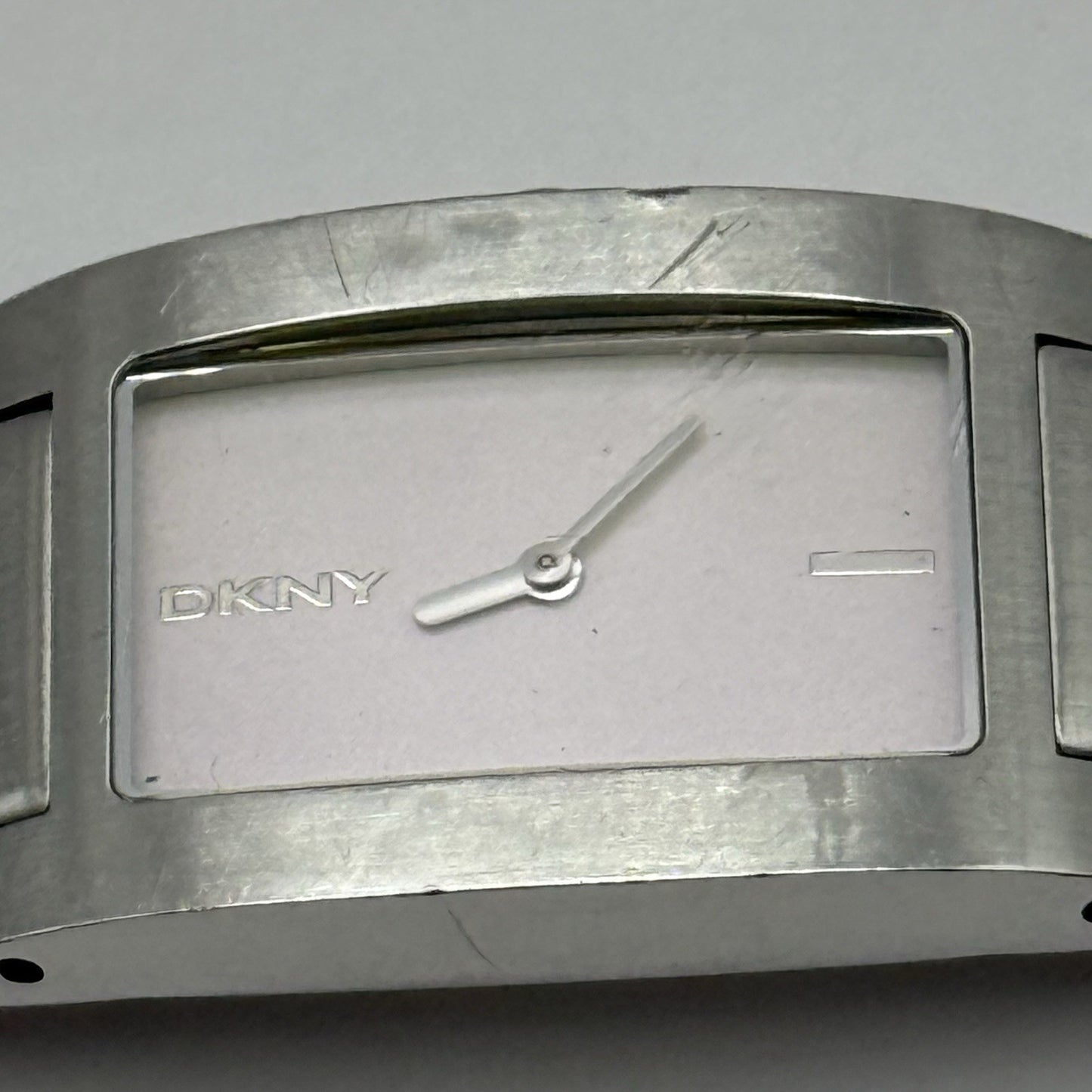 23mm Working Ladies DKNY NY-3030 Stainless Steel Quartz Watch Broken Strap