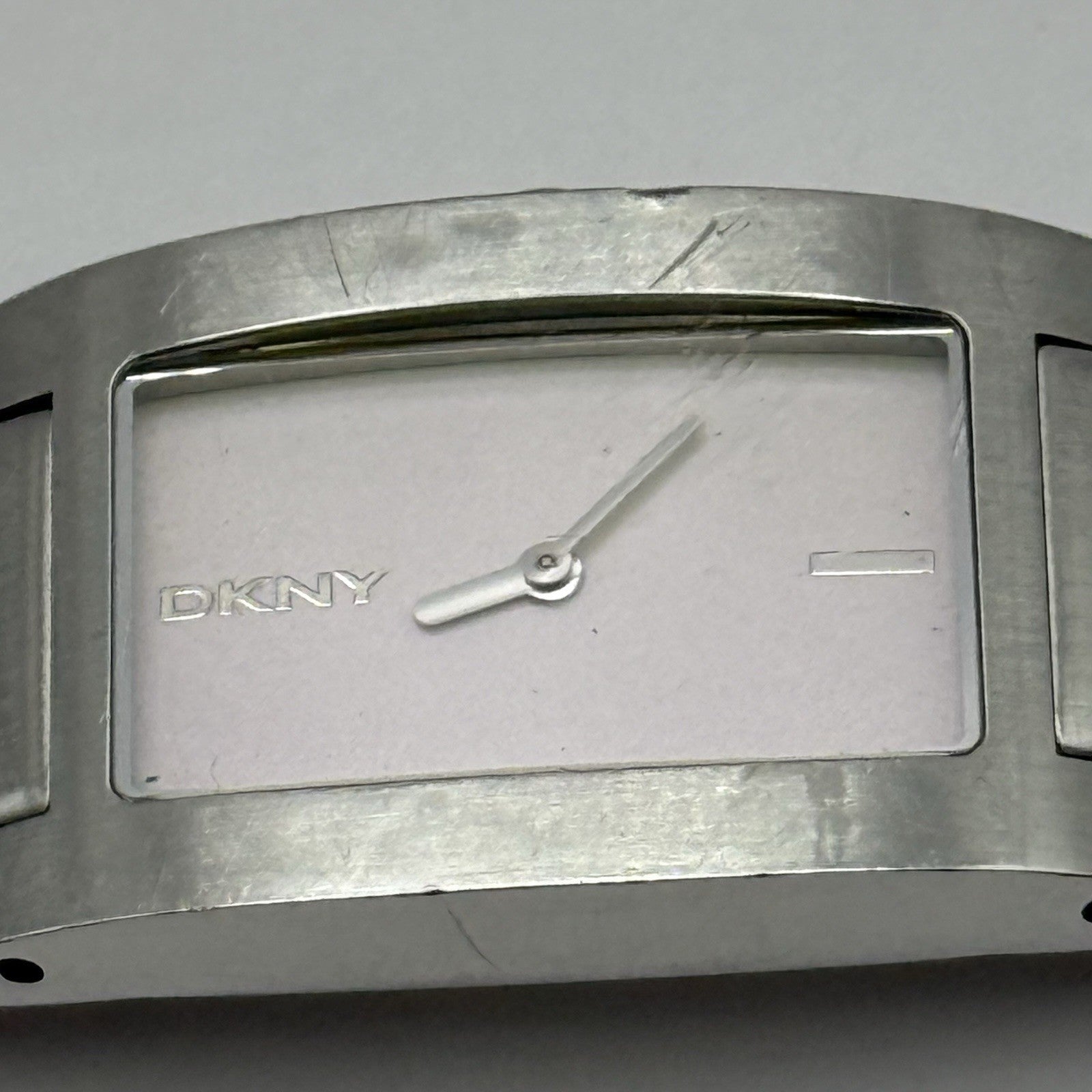 23mm Working Ladies DKNY NY-3030 Stainless Steel Quartz Watch Broken Strap