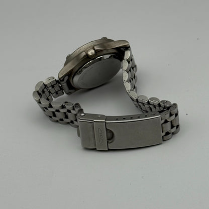 Sekonda Ladies Quartz Watch Date Dial Silver Tone Bracelet Working 28mm