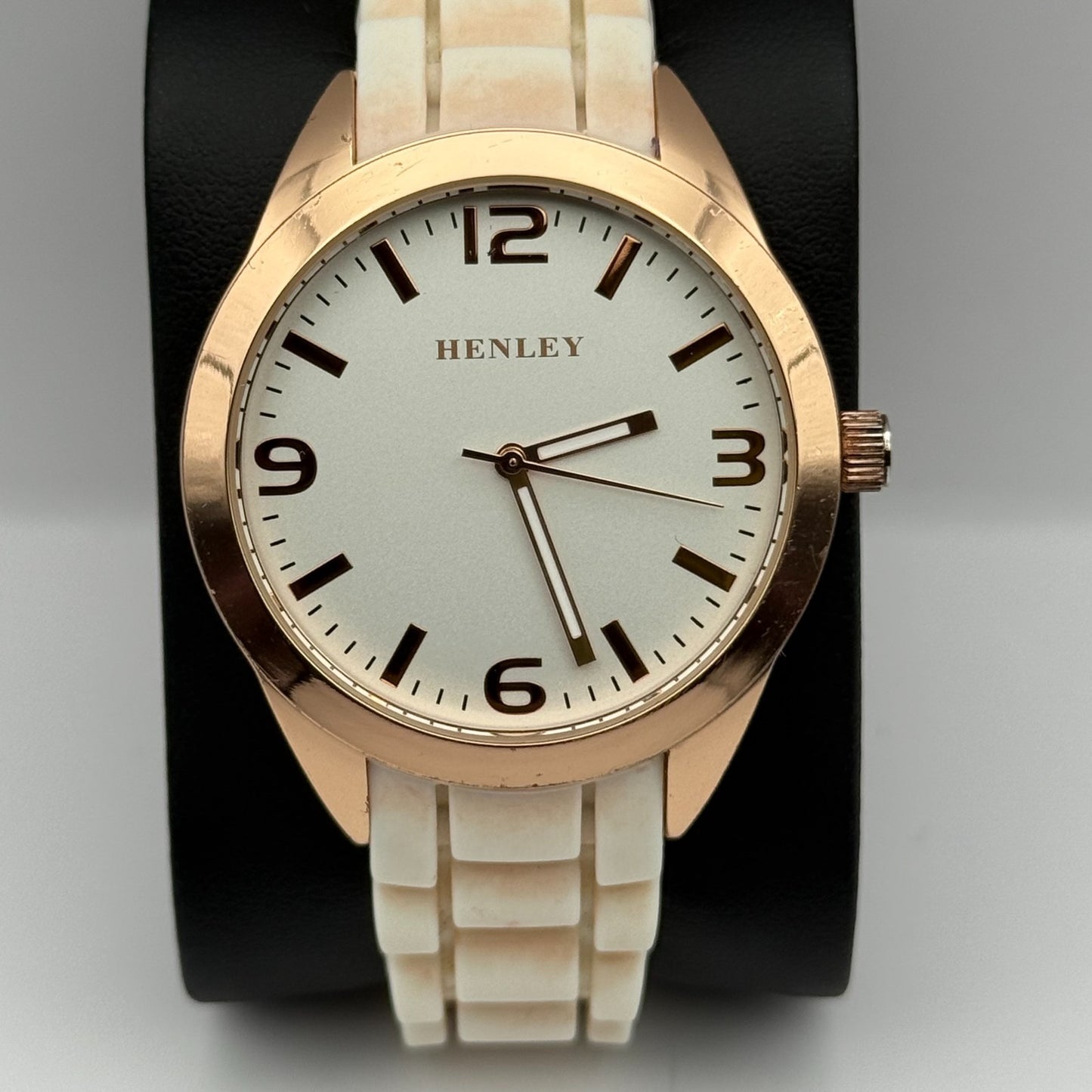 Henley Ladies Quartz Watch White Dial Rose Gold Tone Case Japan Working 40mm