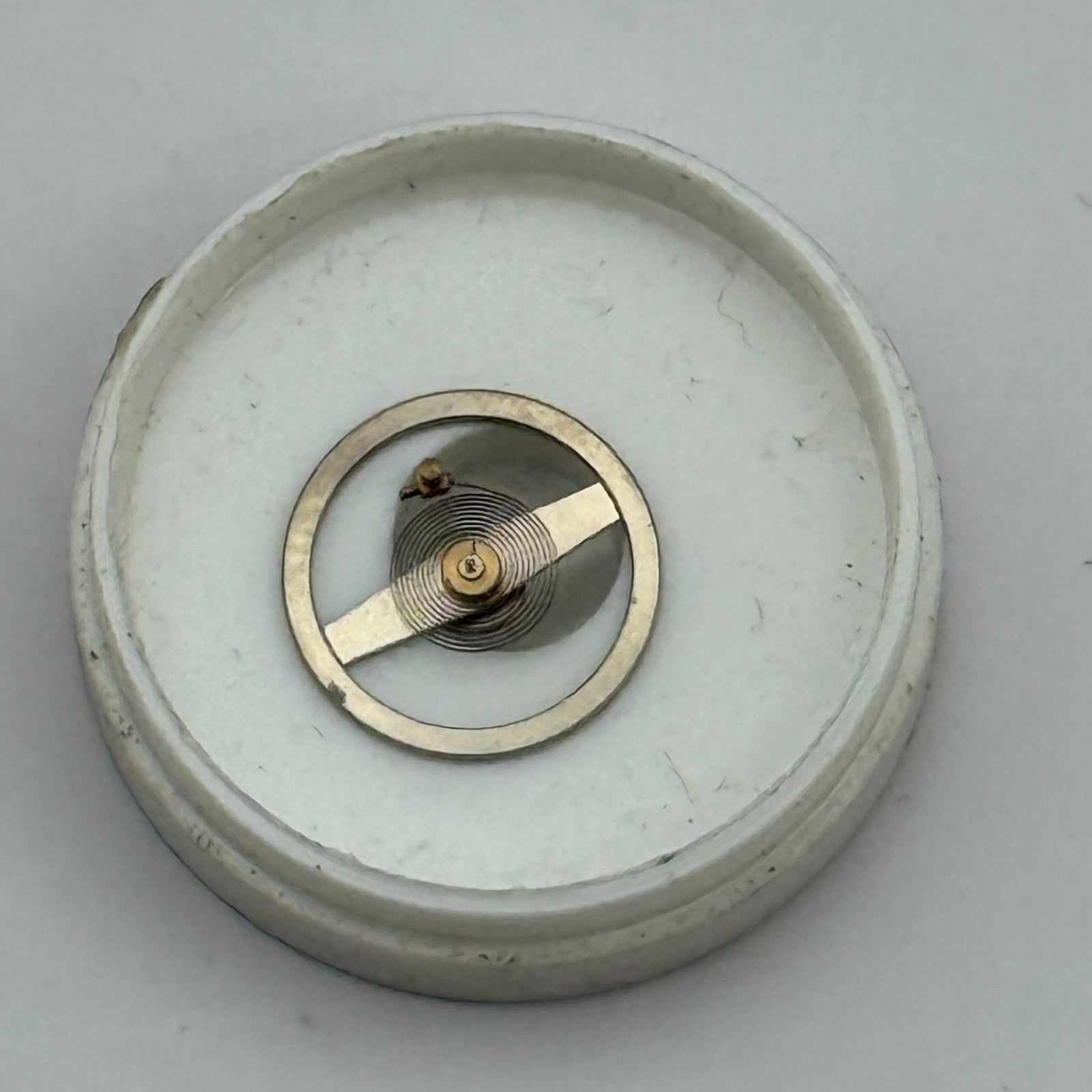 Amida 562 Balance Wheel Complete And Spring  8¾’’’ Watch Movement Parts NOS 