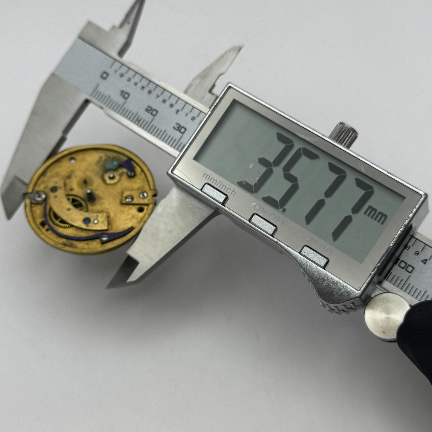 Fusee Pocket Watch Movement Antique English Key Wound Parts Repair Spares 35.7mm