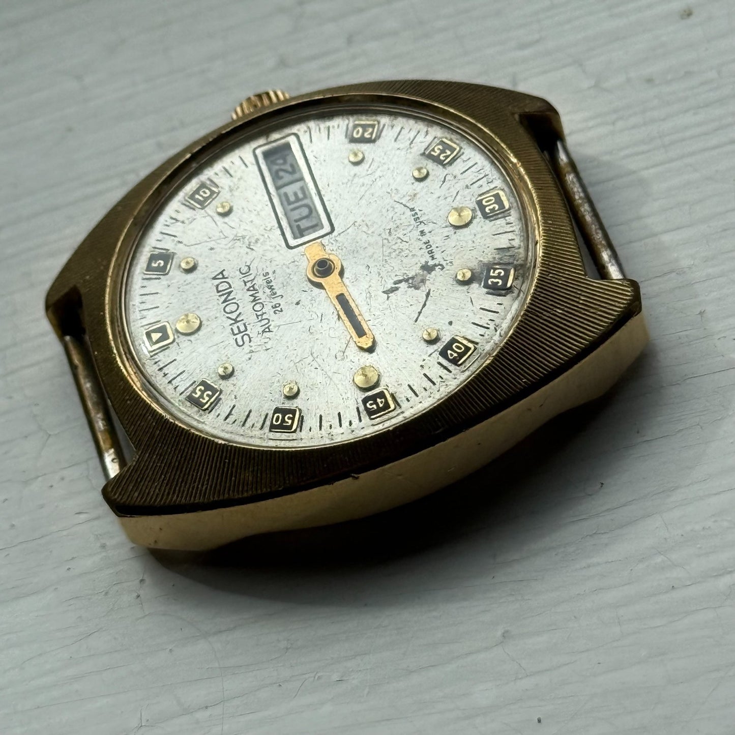 37mm Men's Vintage Sekonda USSR AU10 Automatic 26 Jewels Date Watch PARTS REPAIR