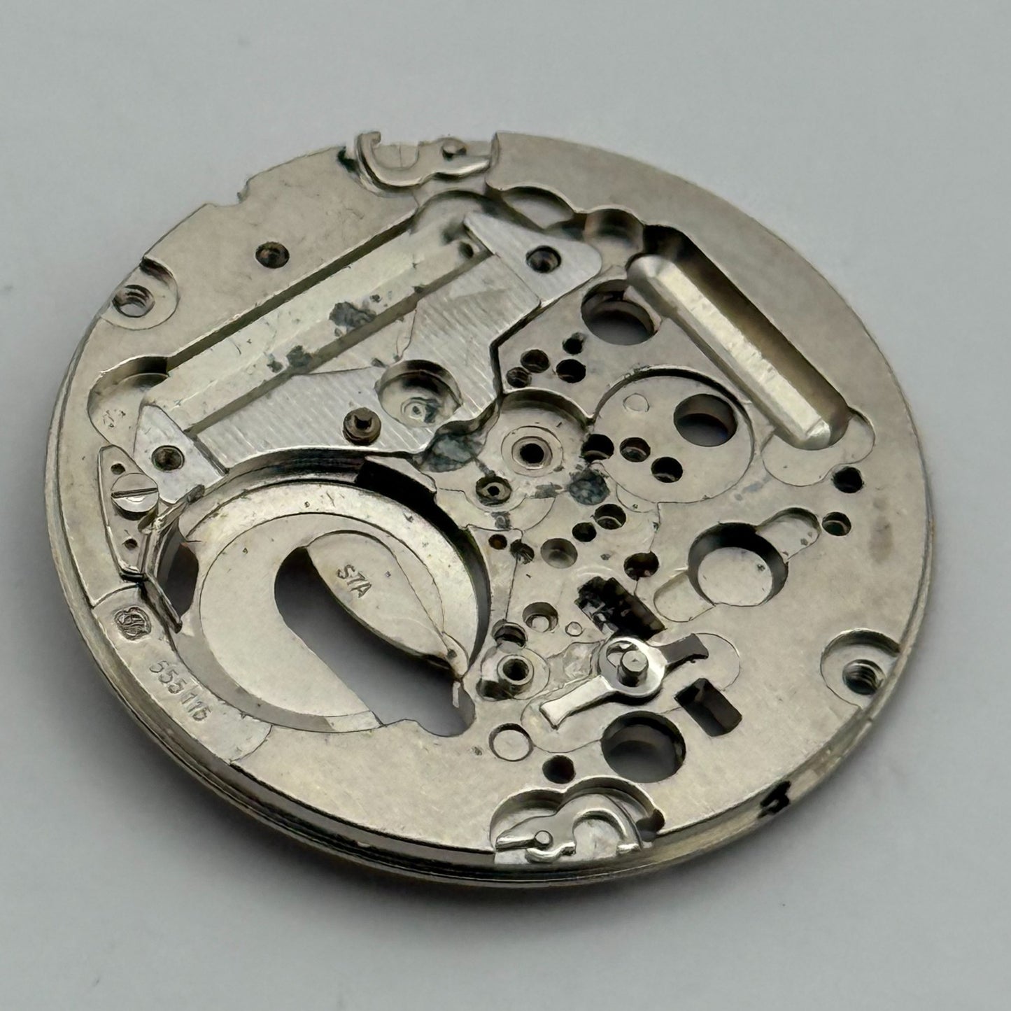 ETA 555.115 Quartz Watch Movement Vintage Swiss Parts Repair Spares 26.1mm