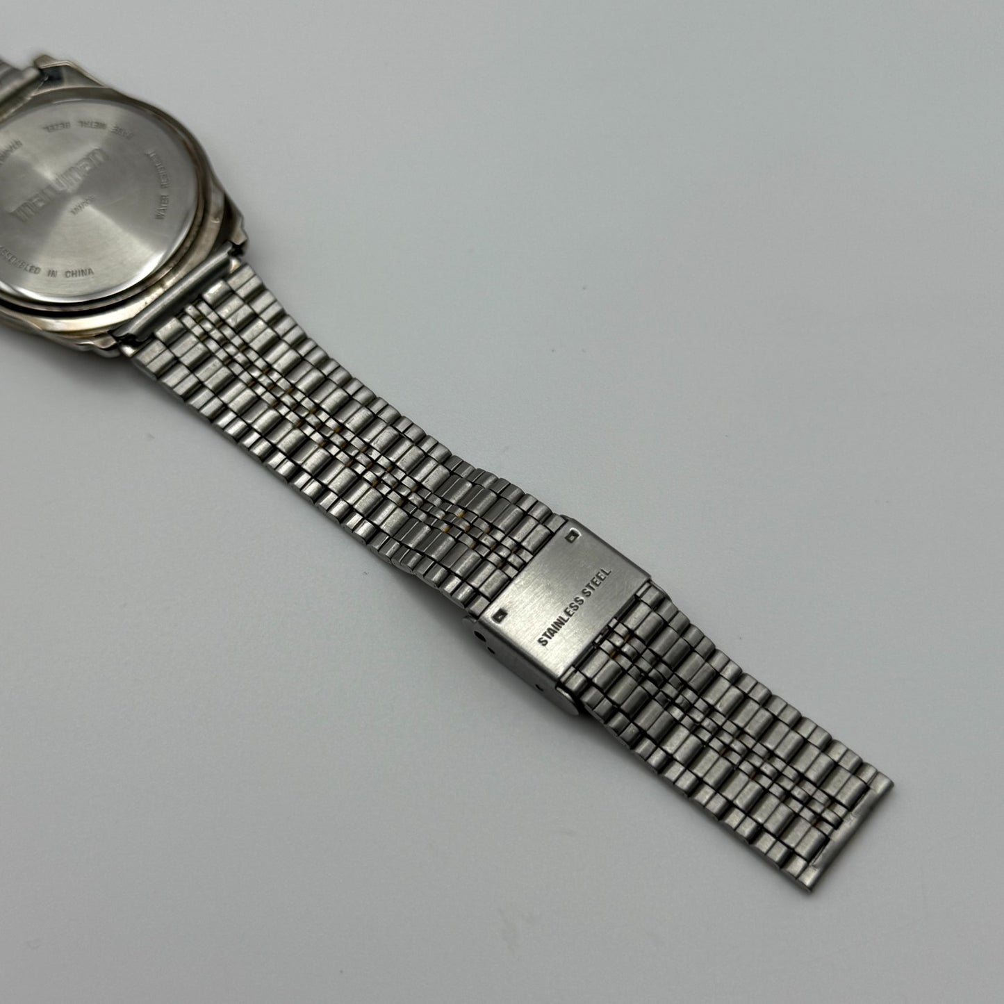 Battic Maruman Unisex Quartz Watch Two Tone Date Dial Gold Silver Working 33mm