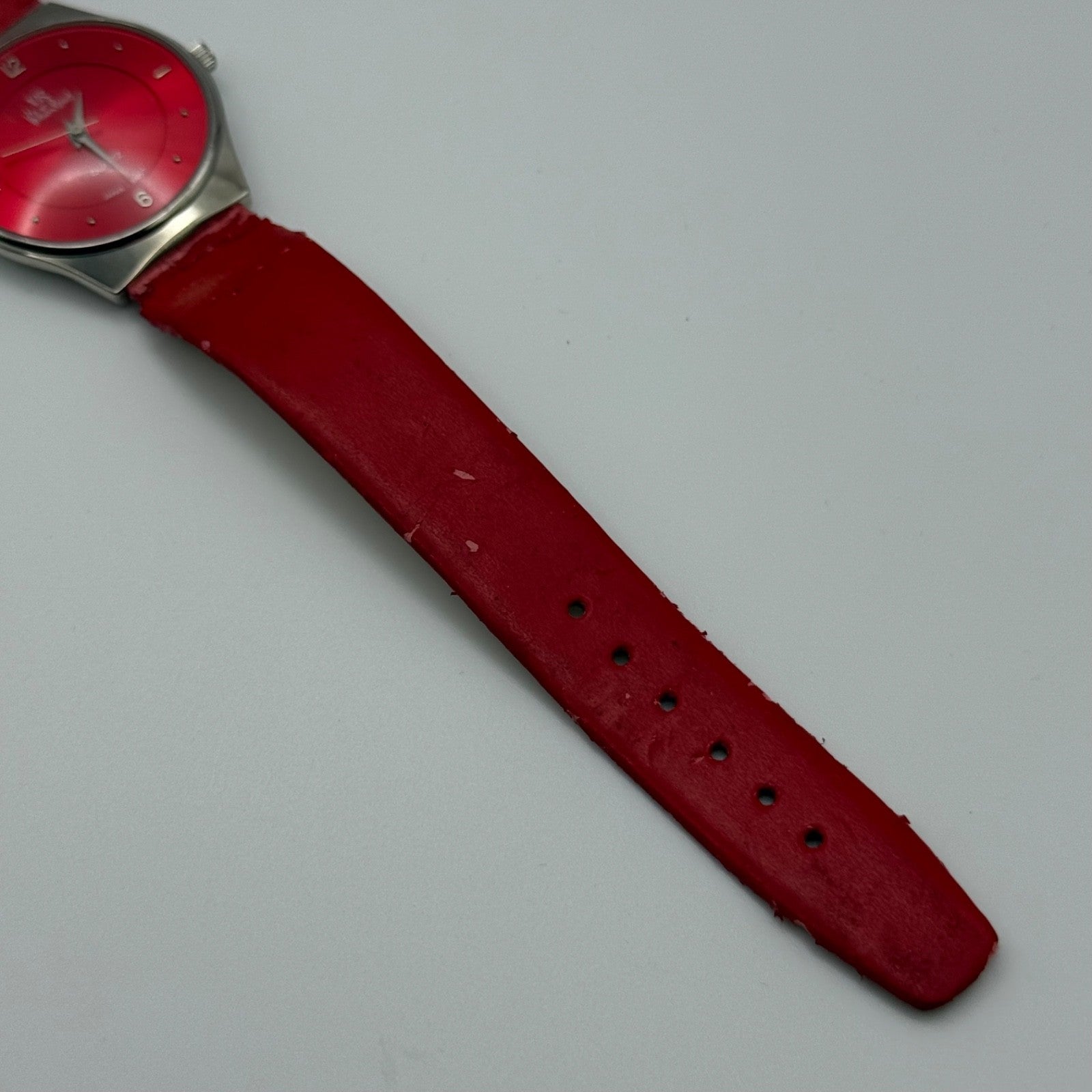 32mm Working Valentin Ramos Ladies 32mm Quartz Watch Needs New Strap Red Dial