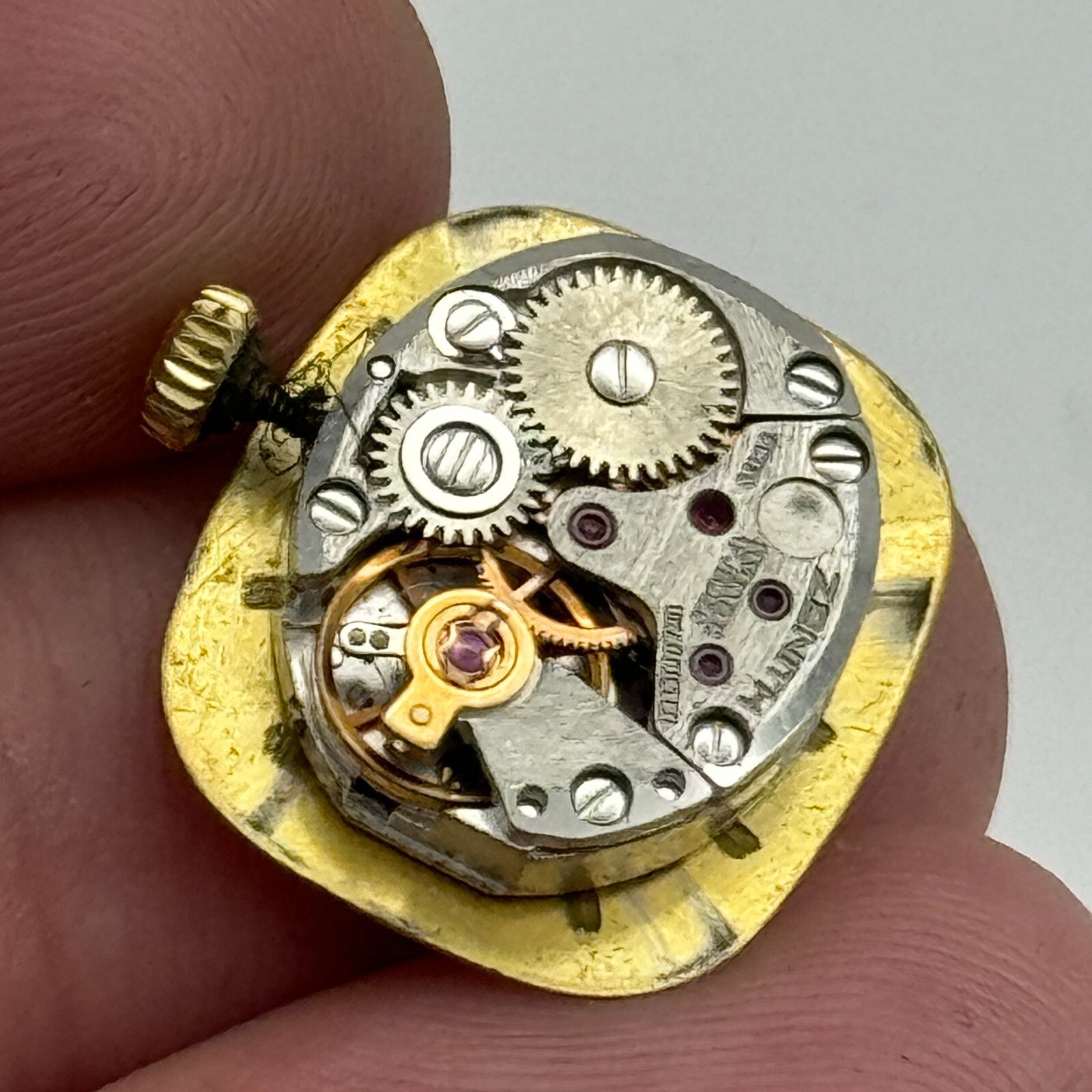 12.9mm Ladies Zenith Cal 16.5 Manual Wind Watch Movement Swiss Vintage PARTS