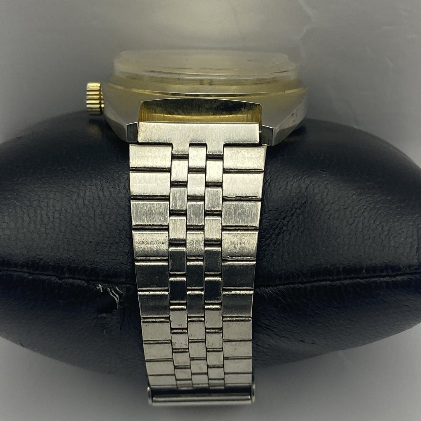 34mm WORKING Vintage Ladies Eurosonic Perfectime Amazing Green Dial 8.2 In Watch