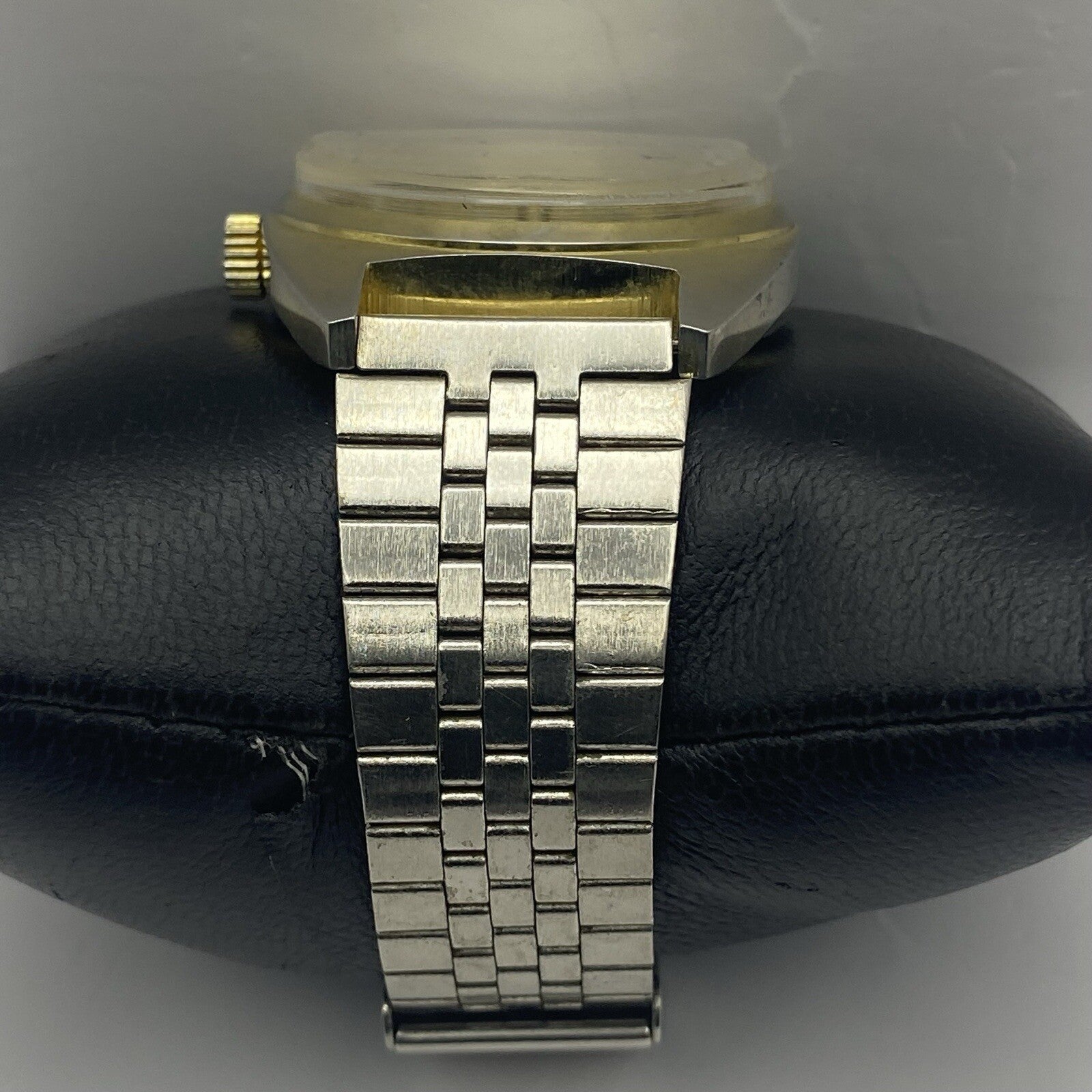 34mm WORKING Vintage Ladies Eurosonic Perfectime Amazing Green Dial 8.2 In Watch