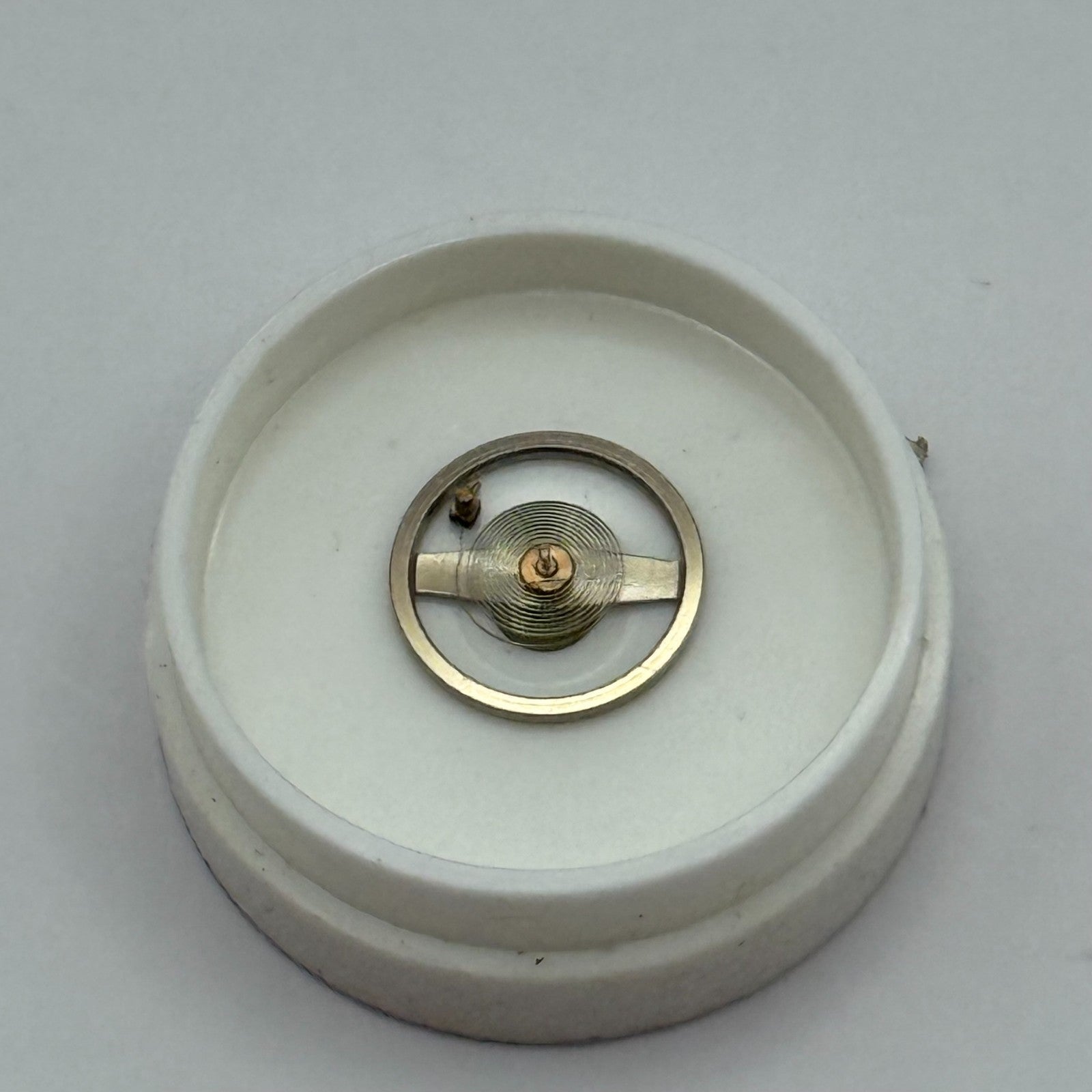 Brac 2051 Balance Wheel Complete And Spring  5¼’’’ 69 M Watch Movement Parts NOS