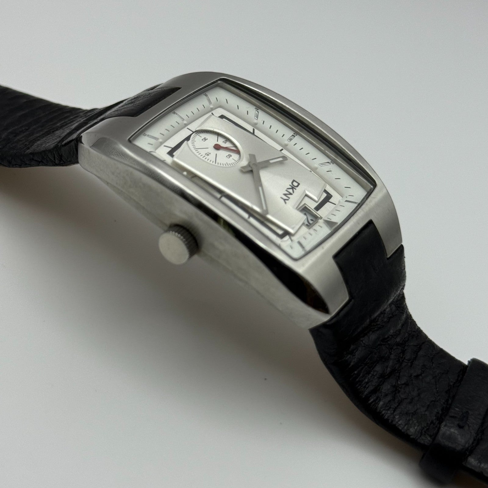 DKNY NY-1316 Quartz Watch Date Dial Black Leather Strap 34mm PARTS REPAIR