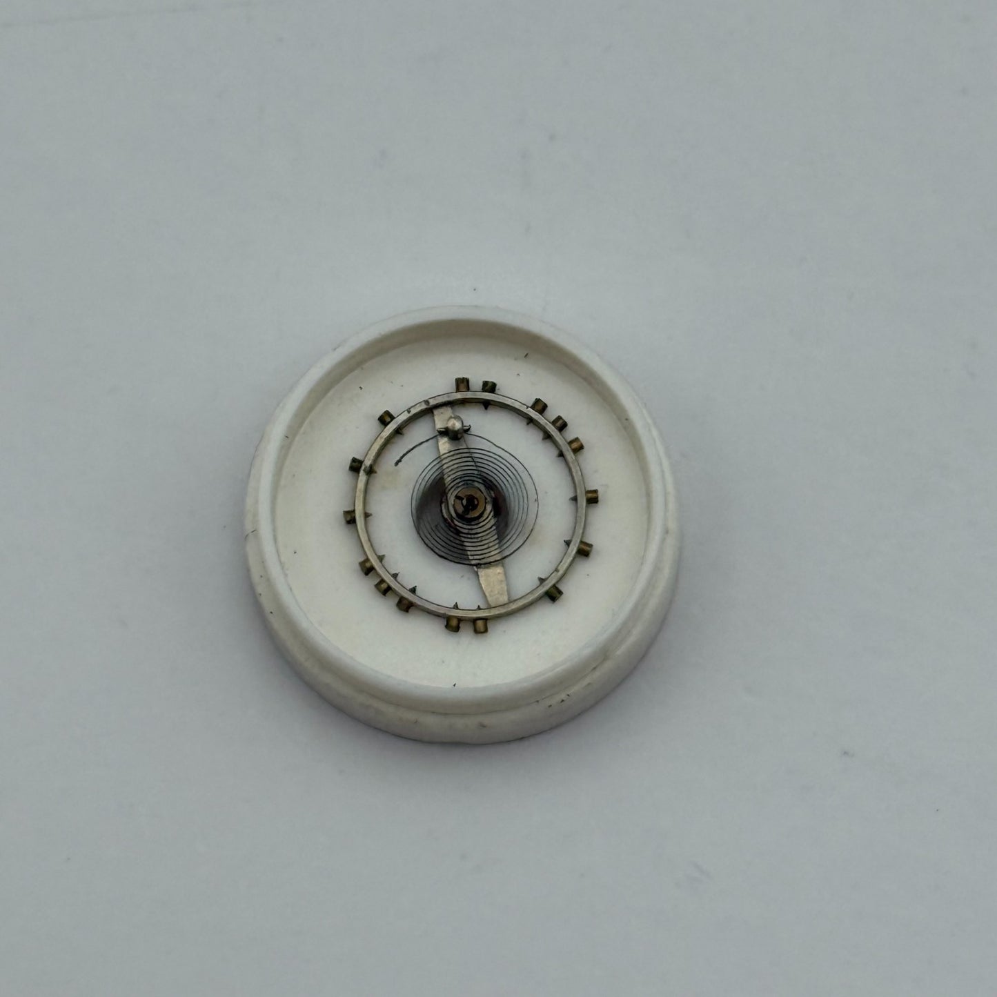 FEF 30 Balance Complete 13''' Renata 166 Watch Movement Parts Vintage Damaged