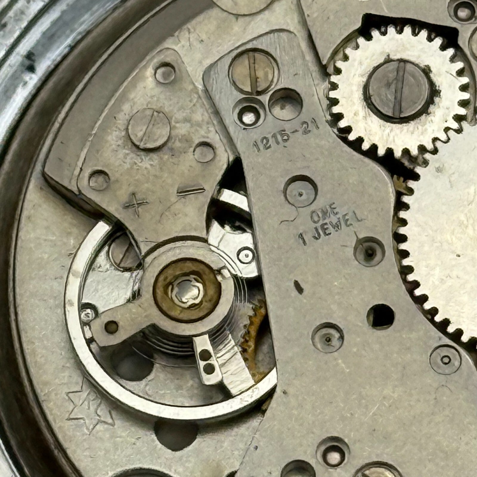 34mm Men’s Vintage Ingersoll Ronda RL 1215-21 Date Dial Swiss Watch PARTS REPAIR