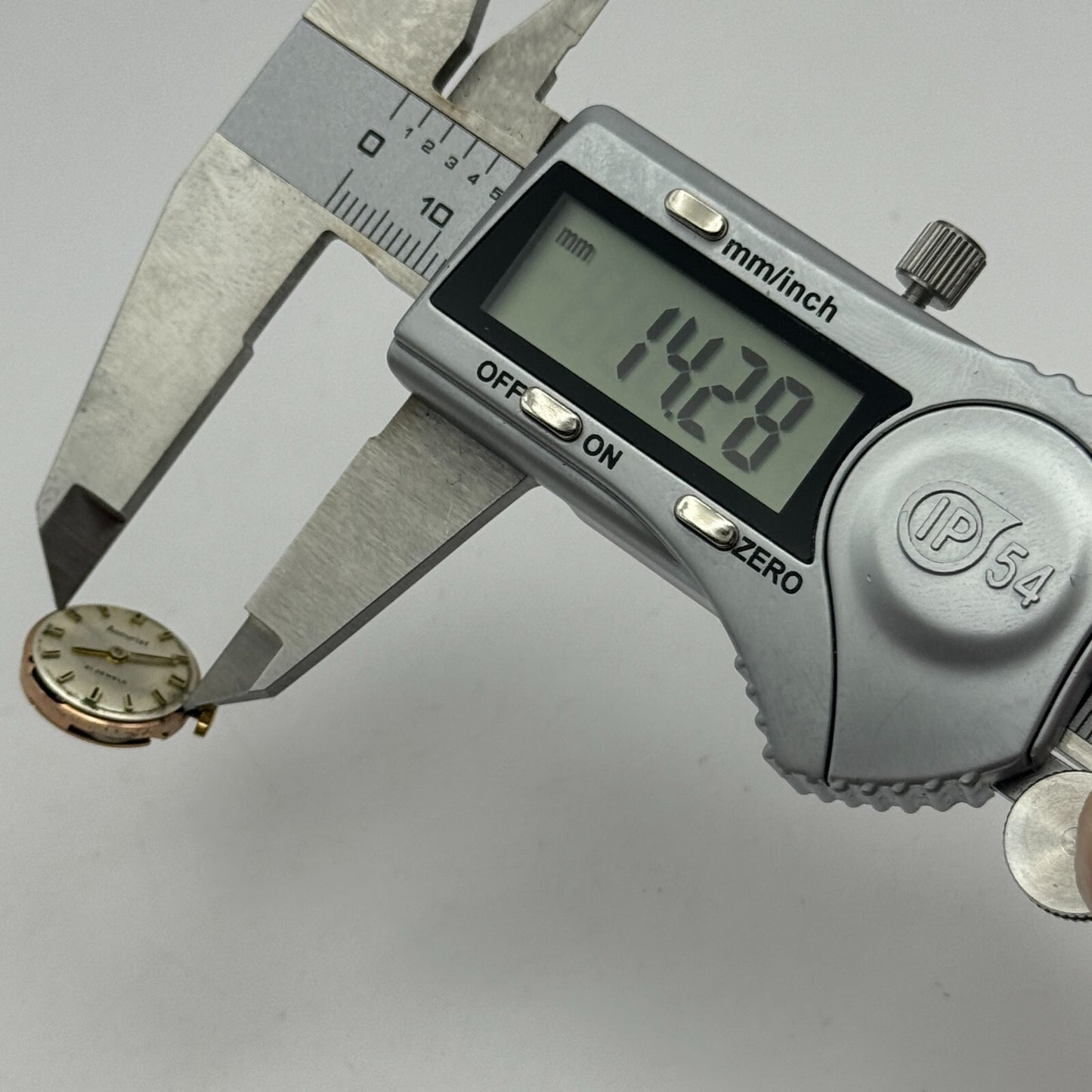 15.5mm Running ETA 2412 Accurist Manual Wind Swiss Ladies Watch Movement PARTS