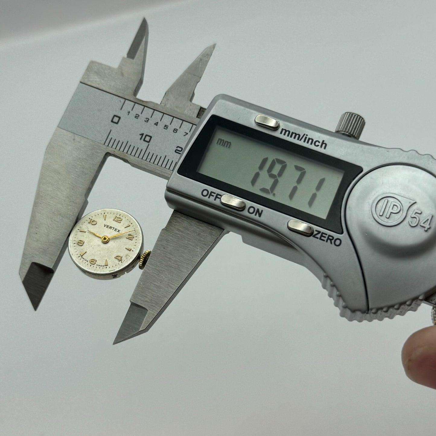 19.7mm Ladies Vertex Revue 49 Manual Wind 15 Jewels Swiss Watch Movement PARTS