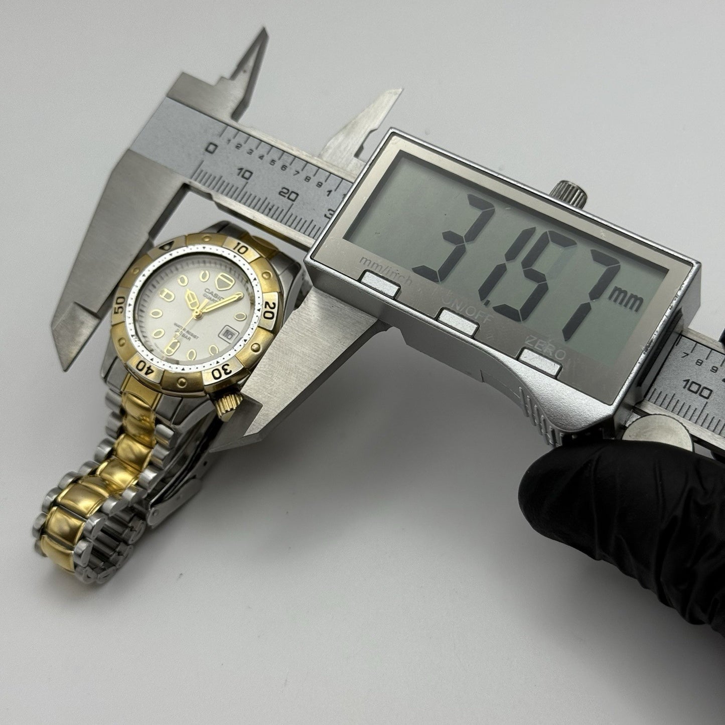 31mm Working Vintage Rare Casio LD-721 Two Tone Date 20Bar Quartz Watch 6 Inches