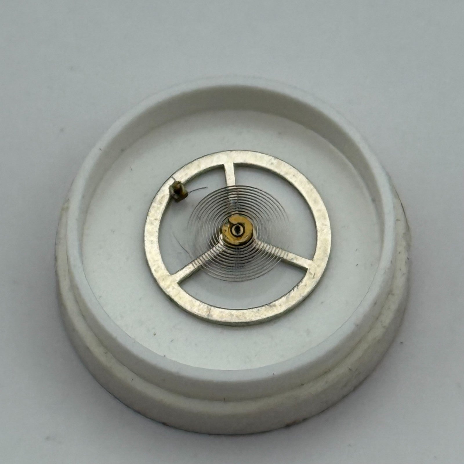 BFG 866 Balance Wheel Complete And Spring 85 Renata Watch Movement Parts NOS 