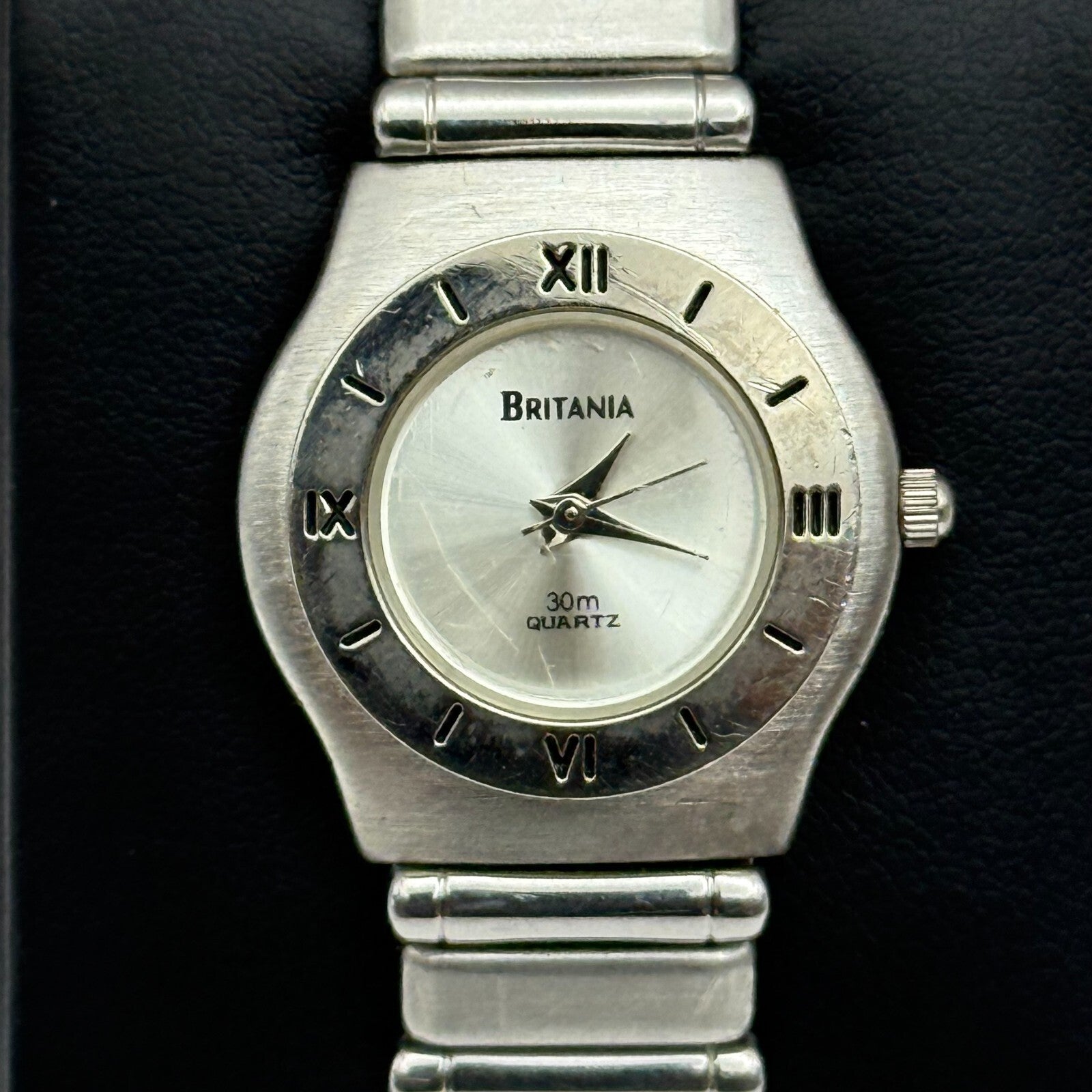 25mm Working Ladies Britania 30m Silver Tone Roman Numeral Quartz Watch 6 Inches