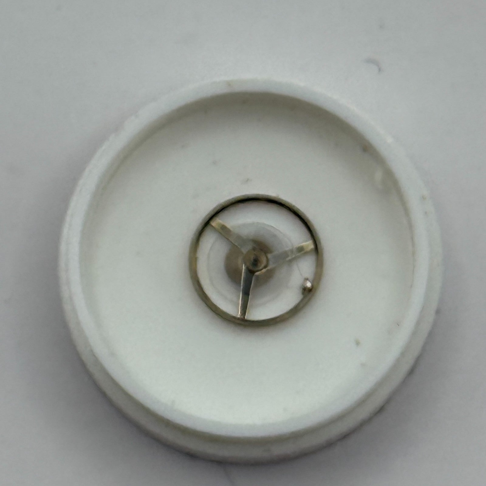 PUW 1075 Balance Wheel Complete And Spring 1684 Watch Movement Parts NOS