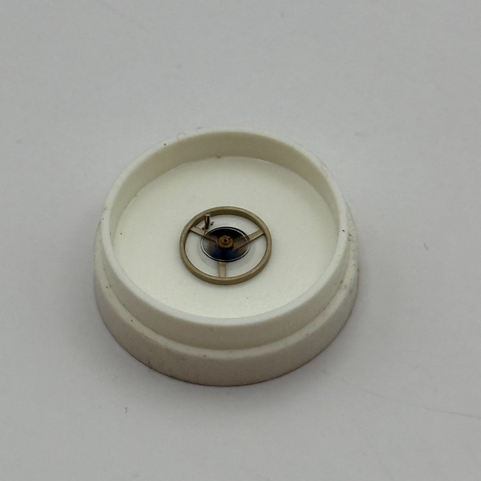 AS 1677 Balance Wheel Complete And Spring Renata 1224 M Watch Movement Parts NOS