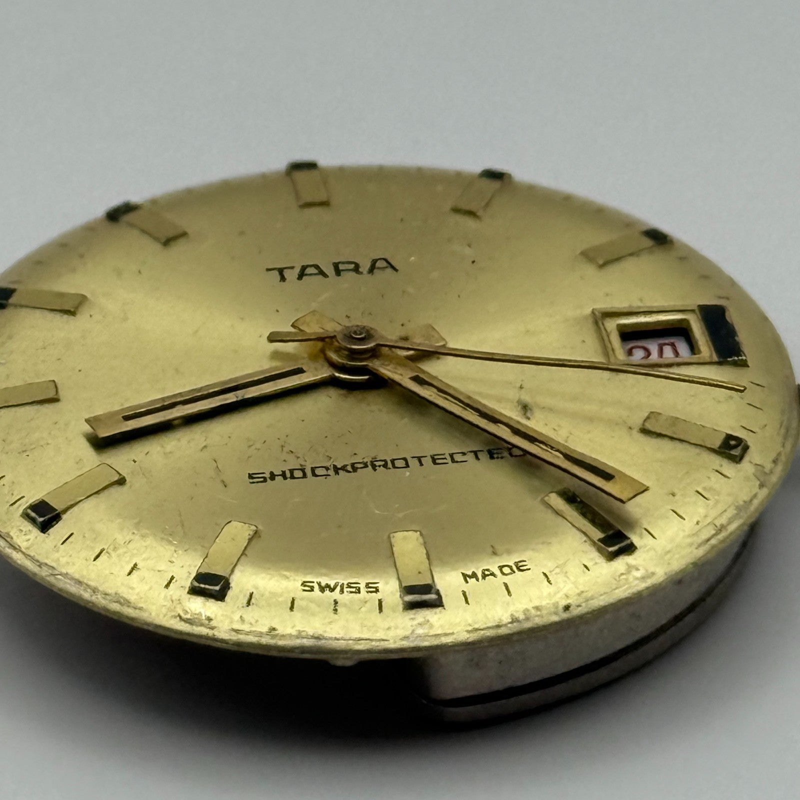 EB 8800 Watch Movement Tara Date Manual Wind Vintage Swiss Parts Repair 26.9mm