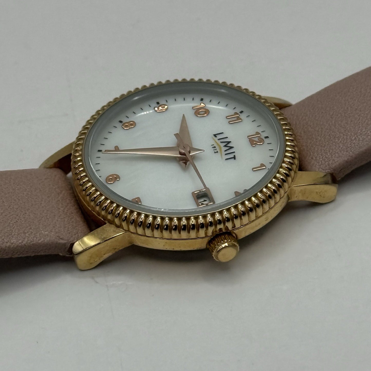 27mm Working Ladies Limit Mother Of Pearl Date Dial C-VJ22 Pink Quartz Watch