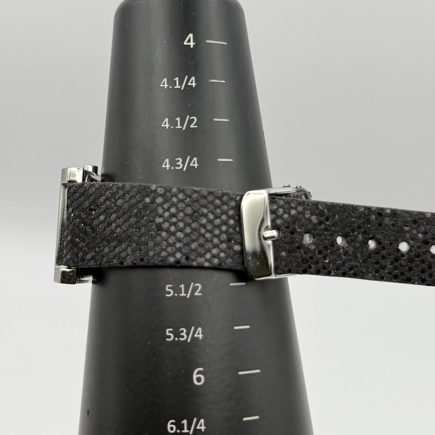 Sekonda Ladies Quartz Watch Black Dial Crystal Accents Bezel Japan Working 25mm