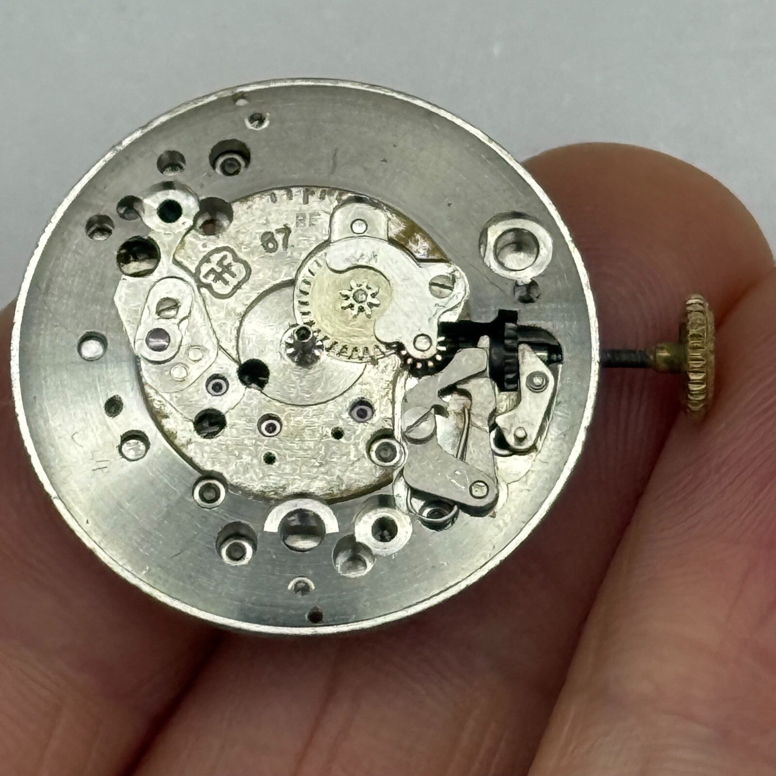 25.9mm Vintage Avia FHF 97 Swiss Made Manual Wind Watch Movement PARTS REPAIR