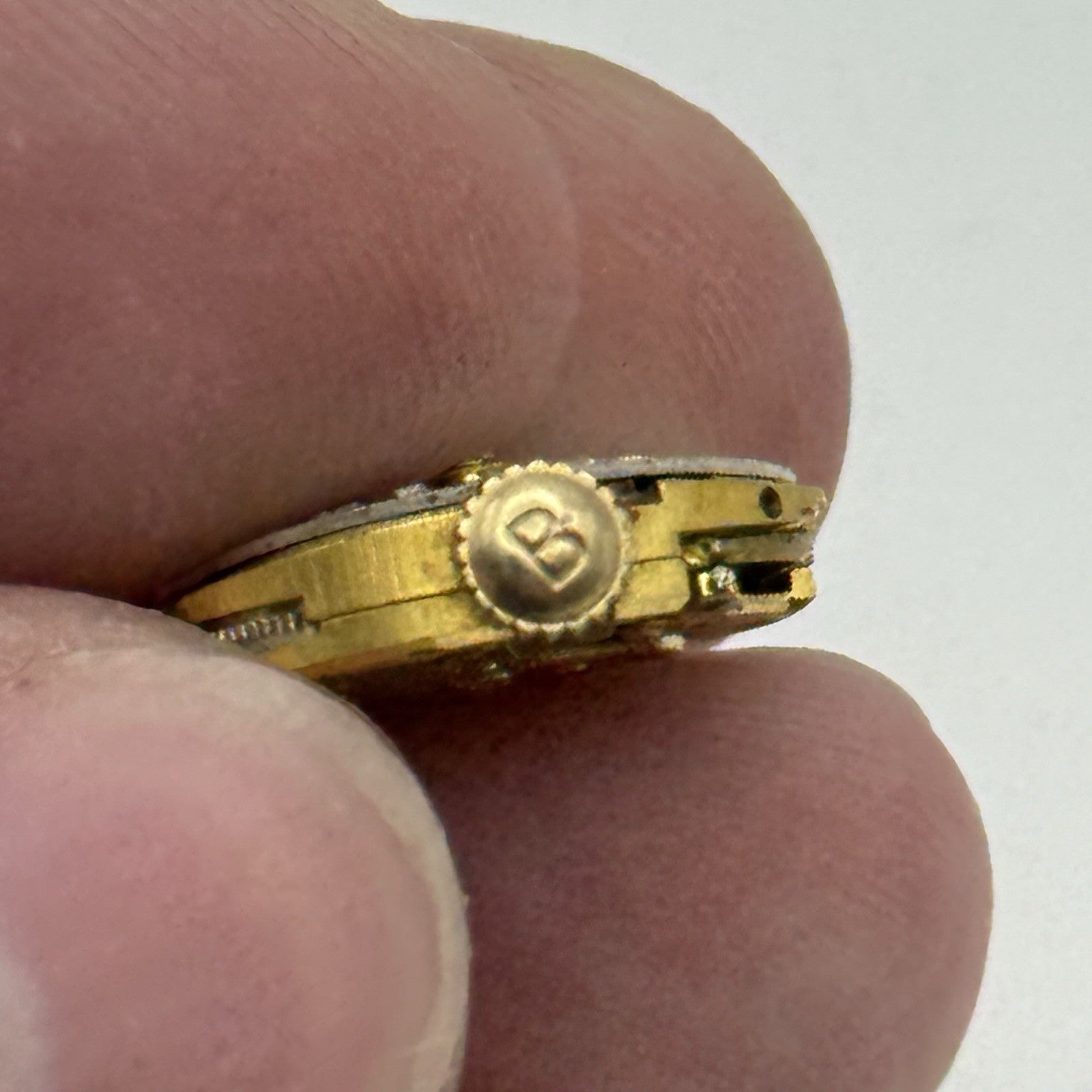 13.1mm Vintage Ladies Bulova 5AT Manual Wind Swiss Watch Movement PARTS REPAIR