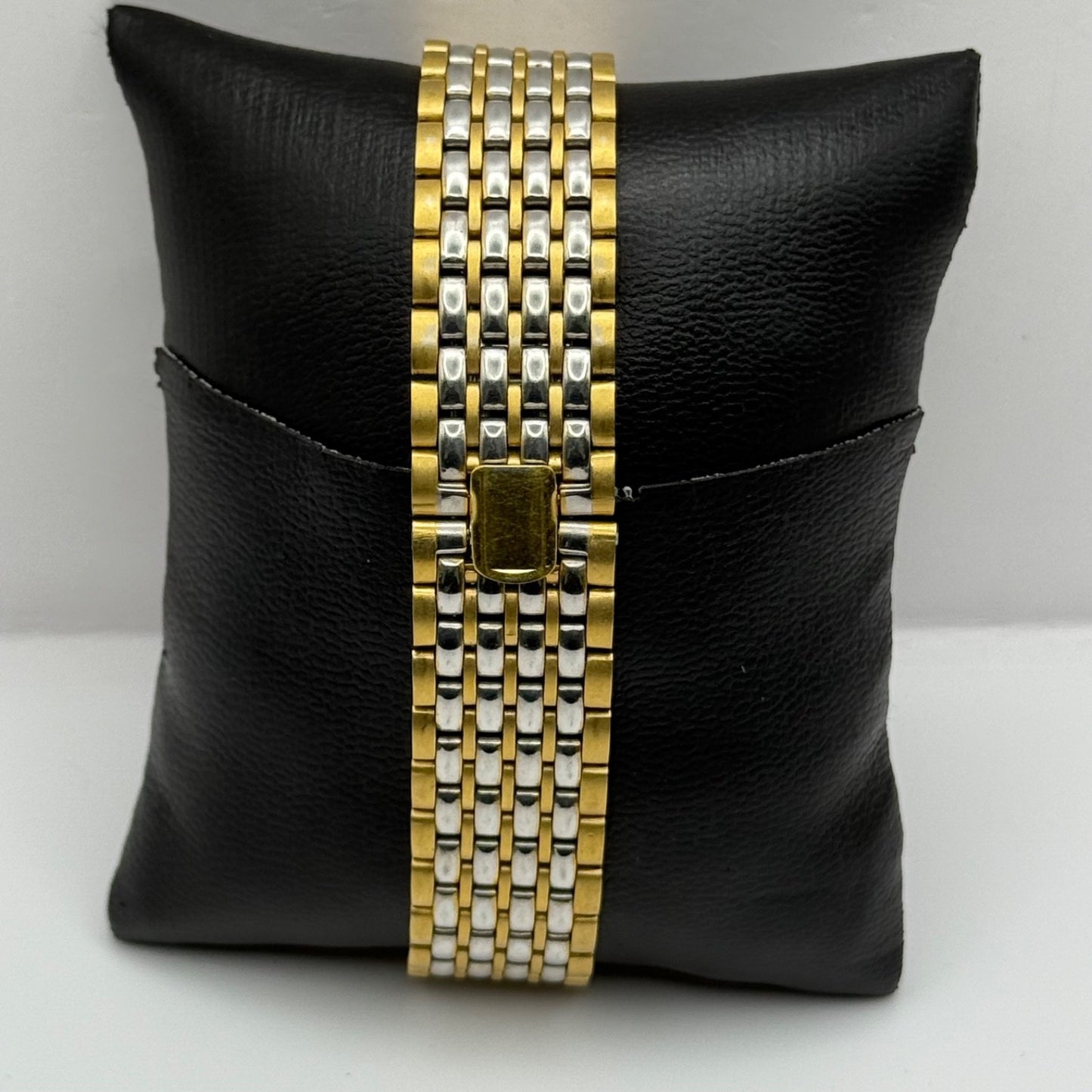 Jean Renet Carleton Watch Vintage Two Tone Bracelet Quartz Date Dial Swiss 33mm