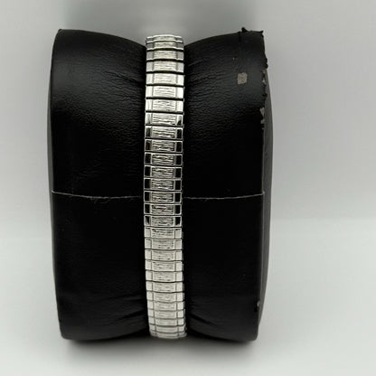 Lorus Ladies Quartz Watch White Dial Silver Tone Stretch Band Japan Working 23mm