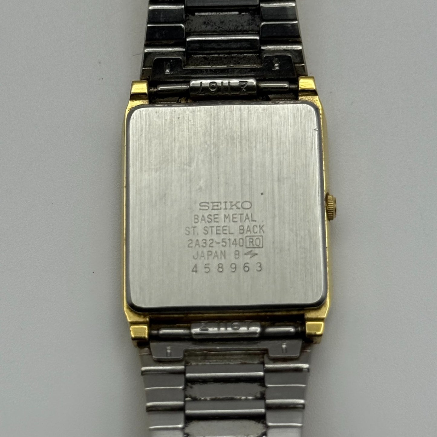 Seiko Ladies Quartz Watch Date Dial Gold Tone Bracelet Japan 25mm PARTS REPAIR