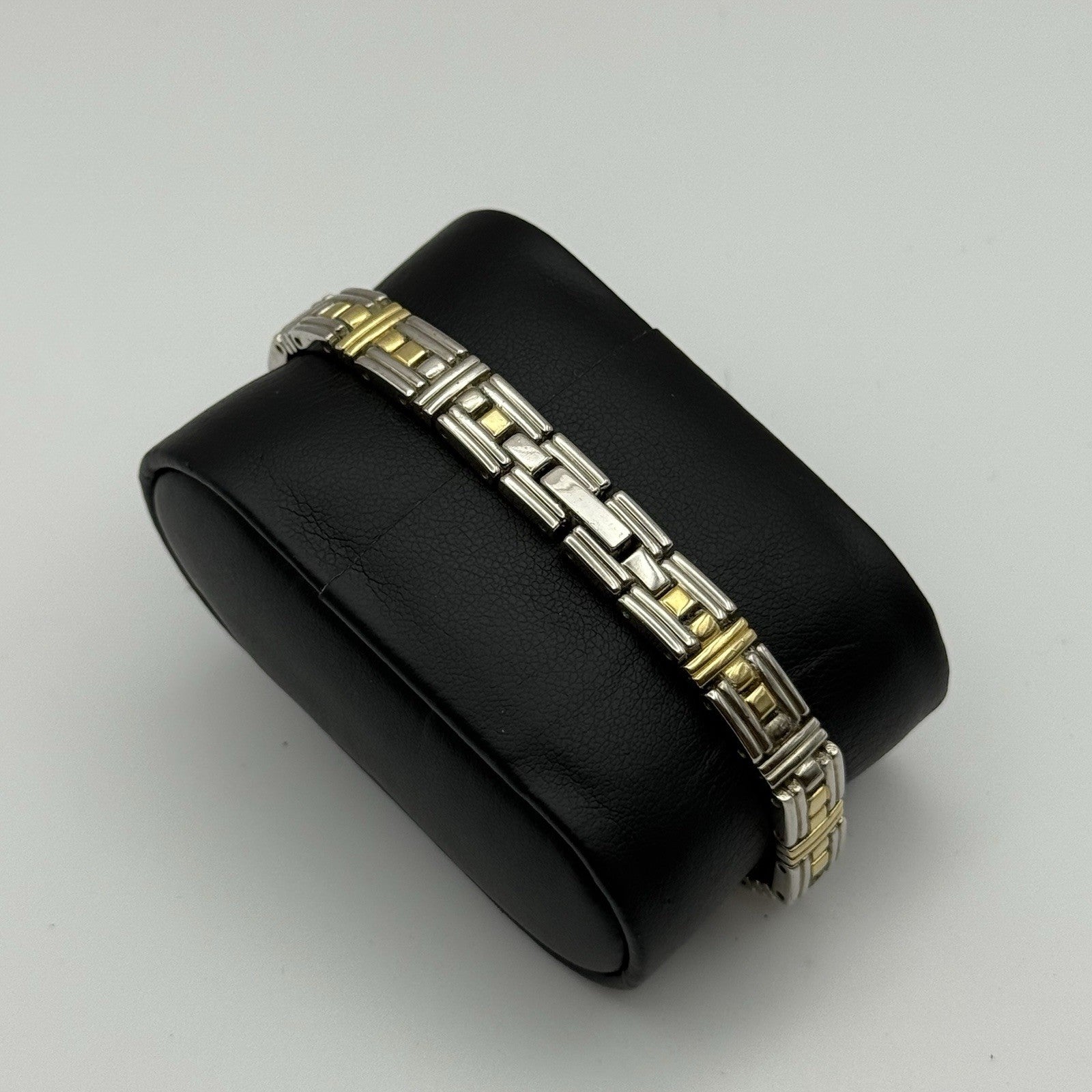 22mm Working Vintage Ladies Citizen Freeway Two Tone Quartz Watch DAMAGED CLASP