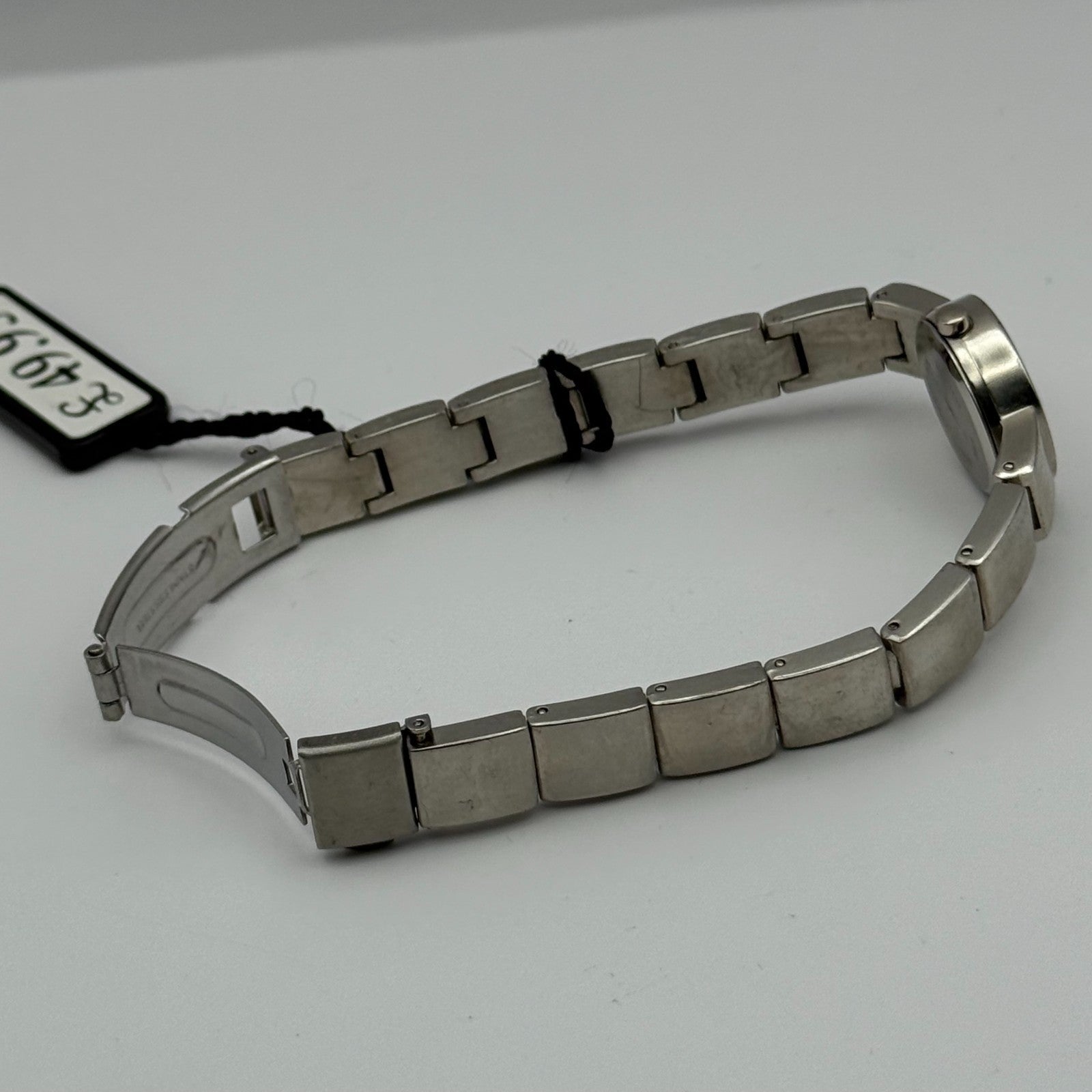 H H Ladies Quartz Watch Silver Tone Bracelet Steel Working 22mm 7 Inches