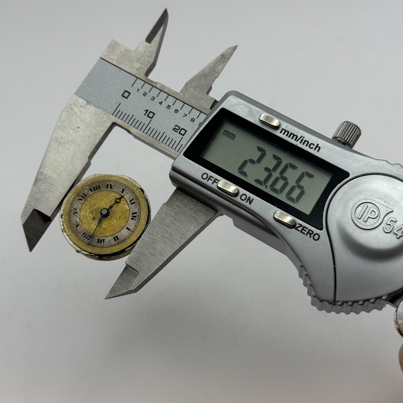 23.6mm Buren C 15 Jewels Balance Intact Manual Wind Swiss Watch Movement PARTS